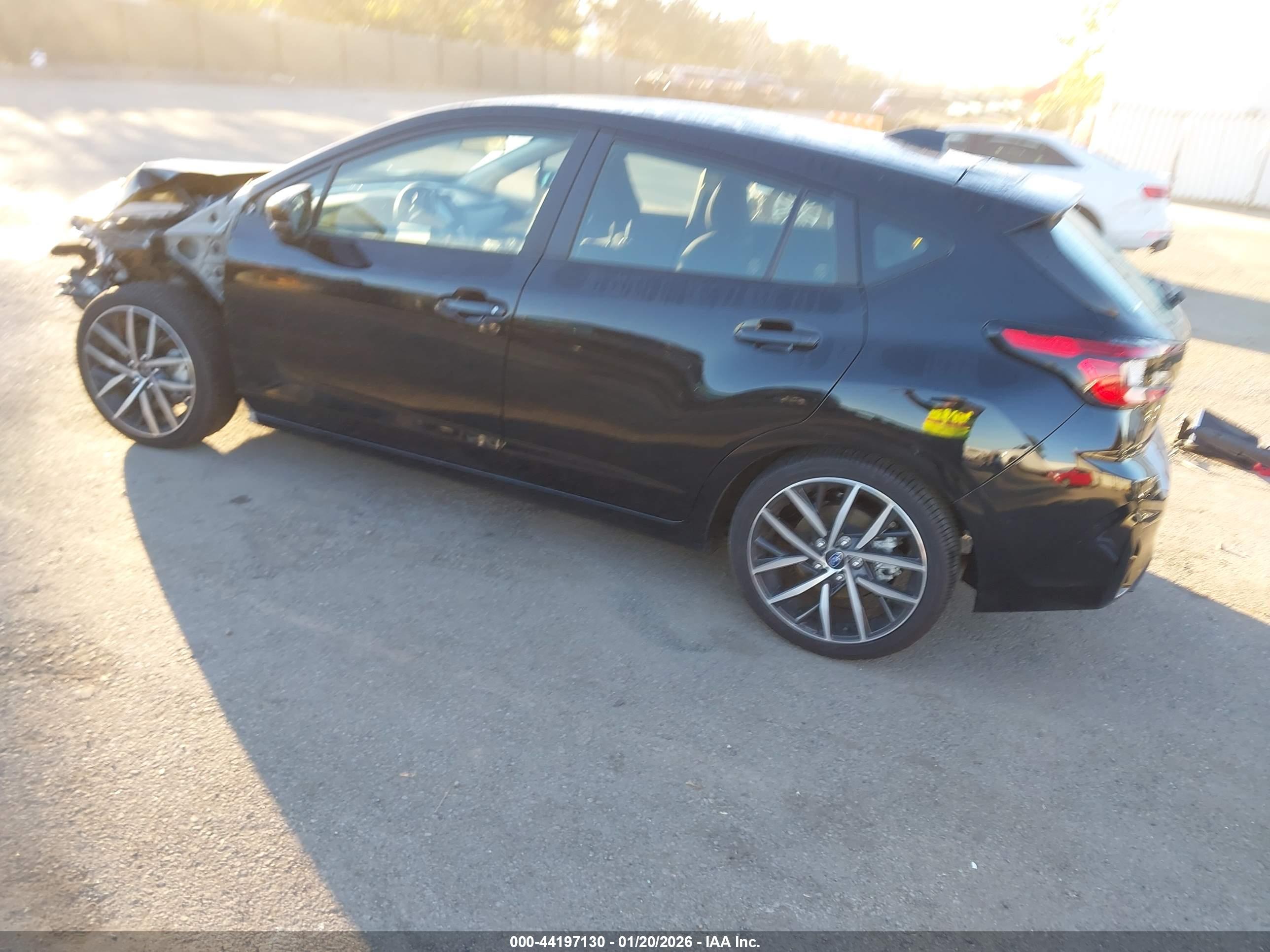 SUBARU IMPREZA image 3