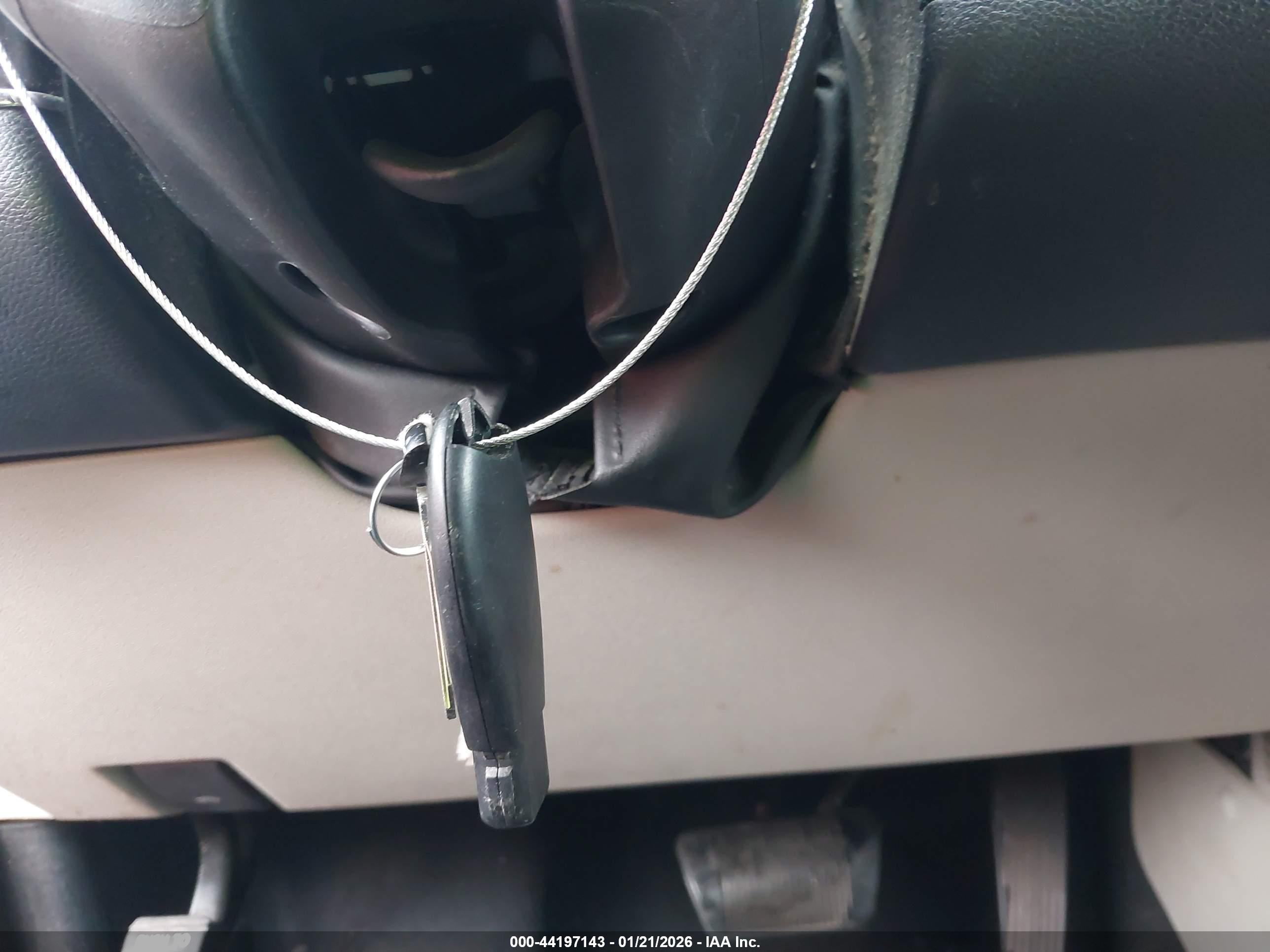 CHRYSLER TOWN image 11