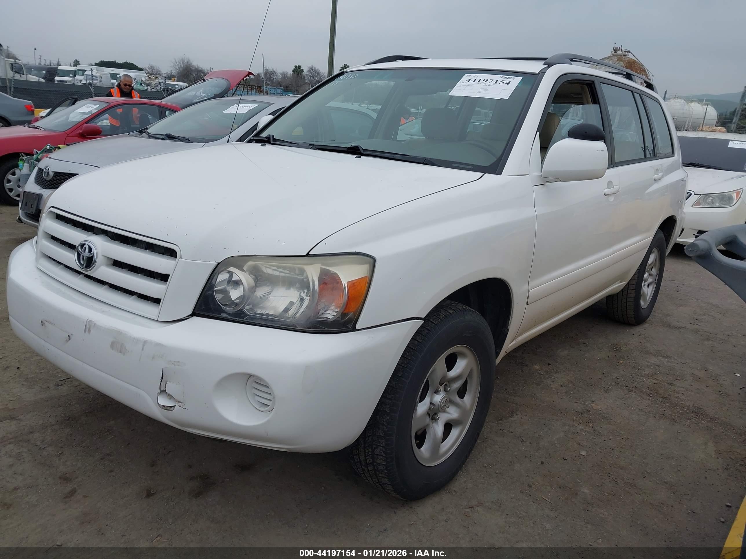 TOYOTA HIGHLANDER image 2