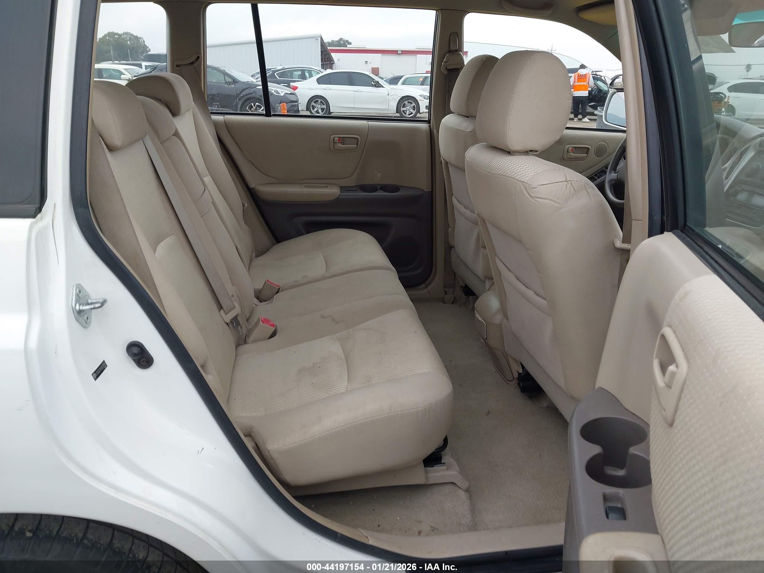 TOYOTA HIGHLANDER image 8
