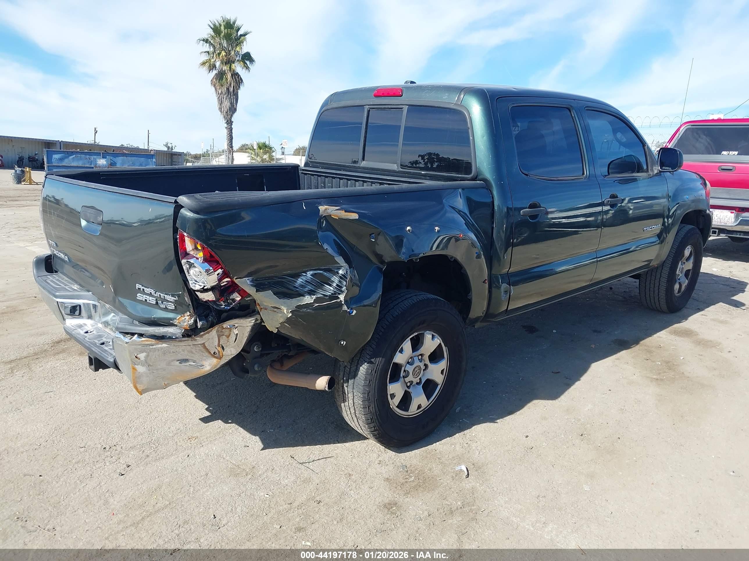 TOYOTA TACOMA image 4