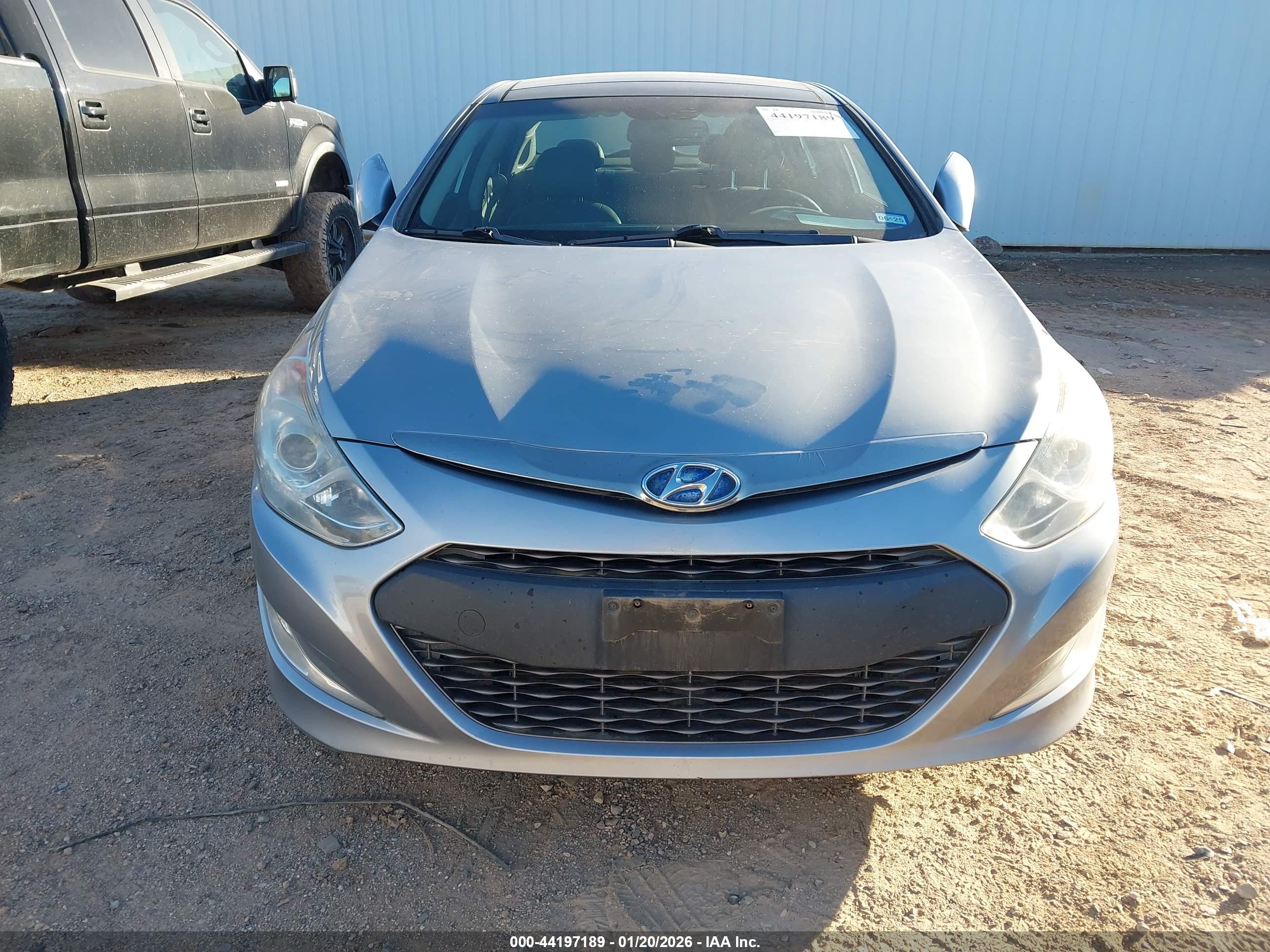 HYUNDAI SONATA image 6