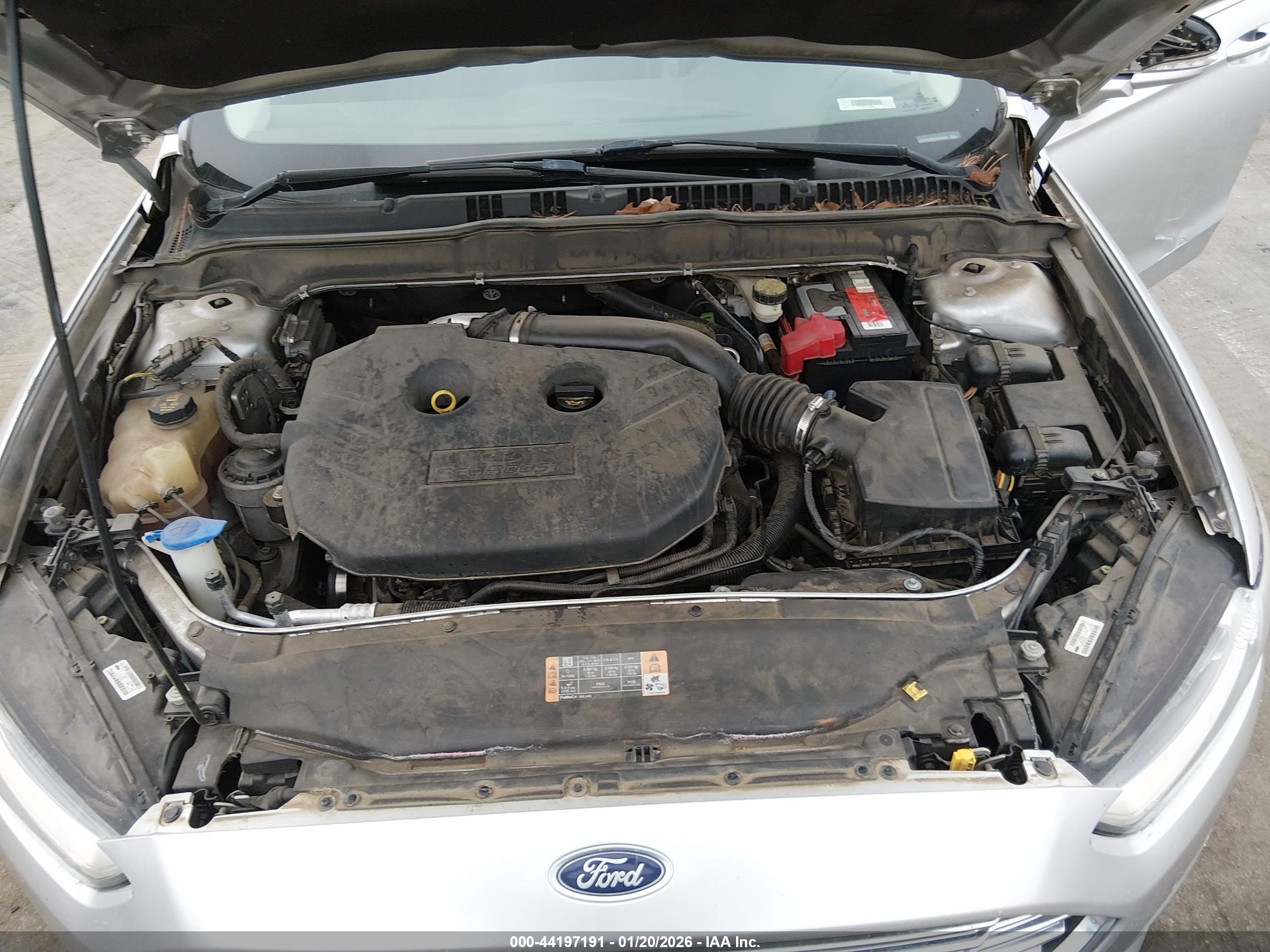 FORD FUSION image 10