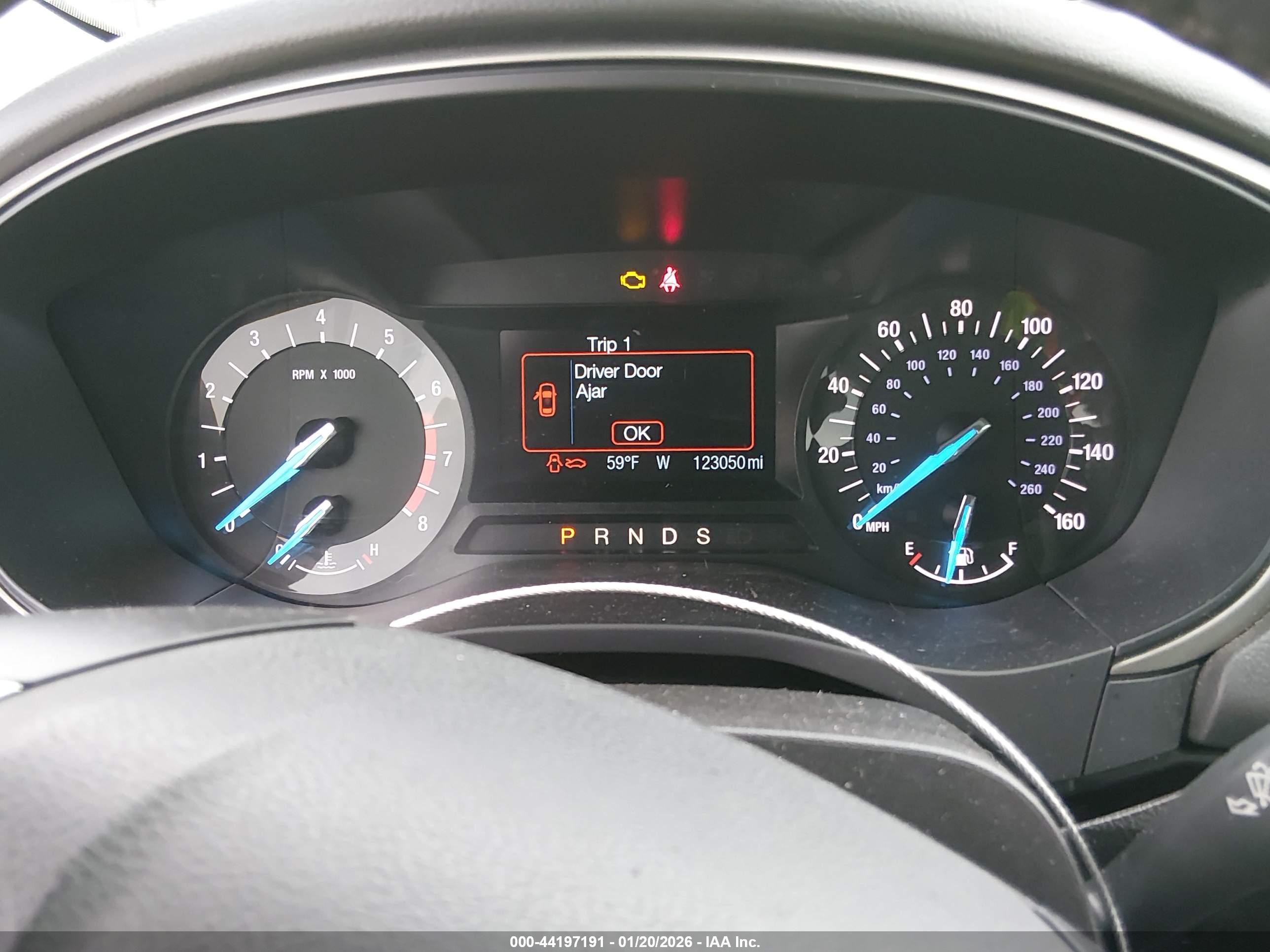 FORD FUSION image 7