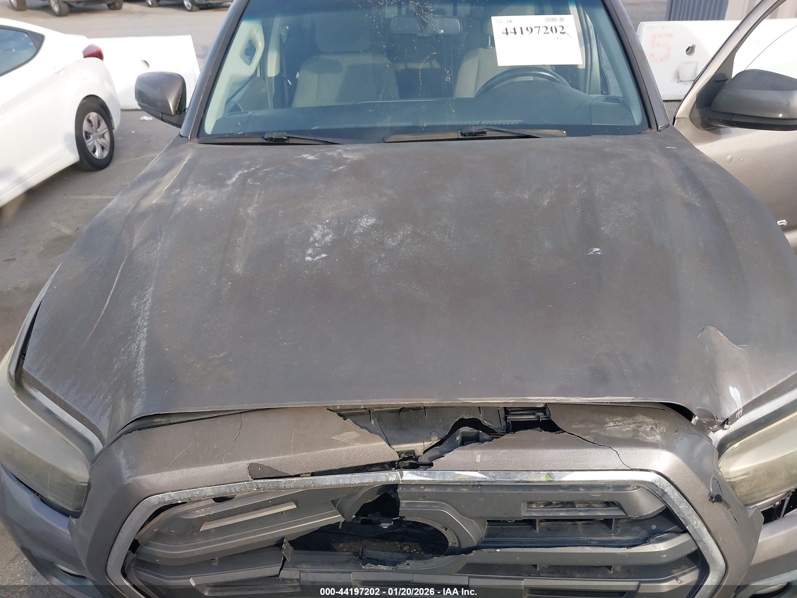 TOYOTA TACOMA image 10