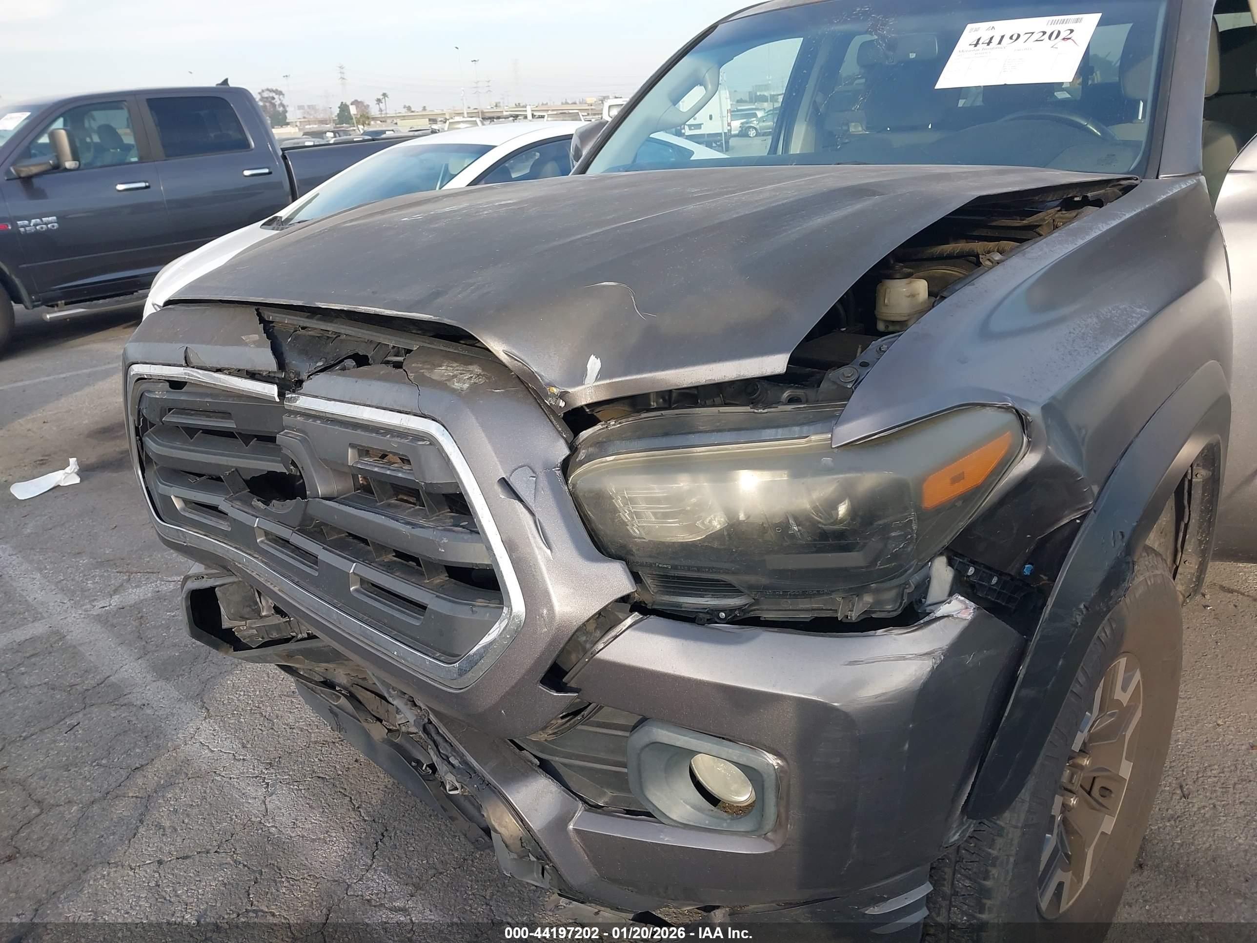 TOYOTA TACOMA image 6