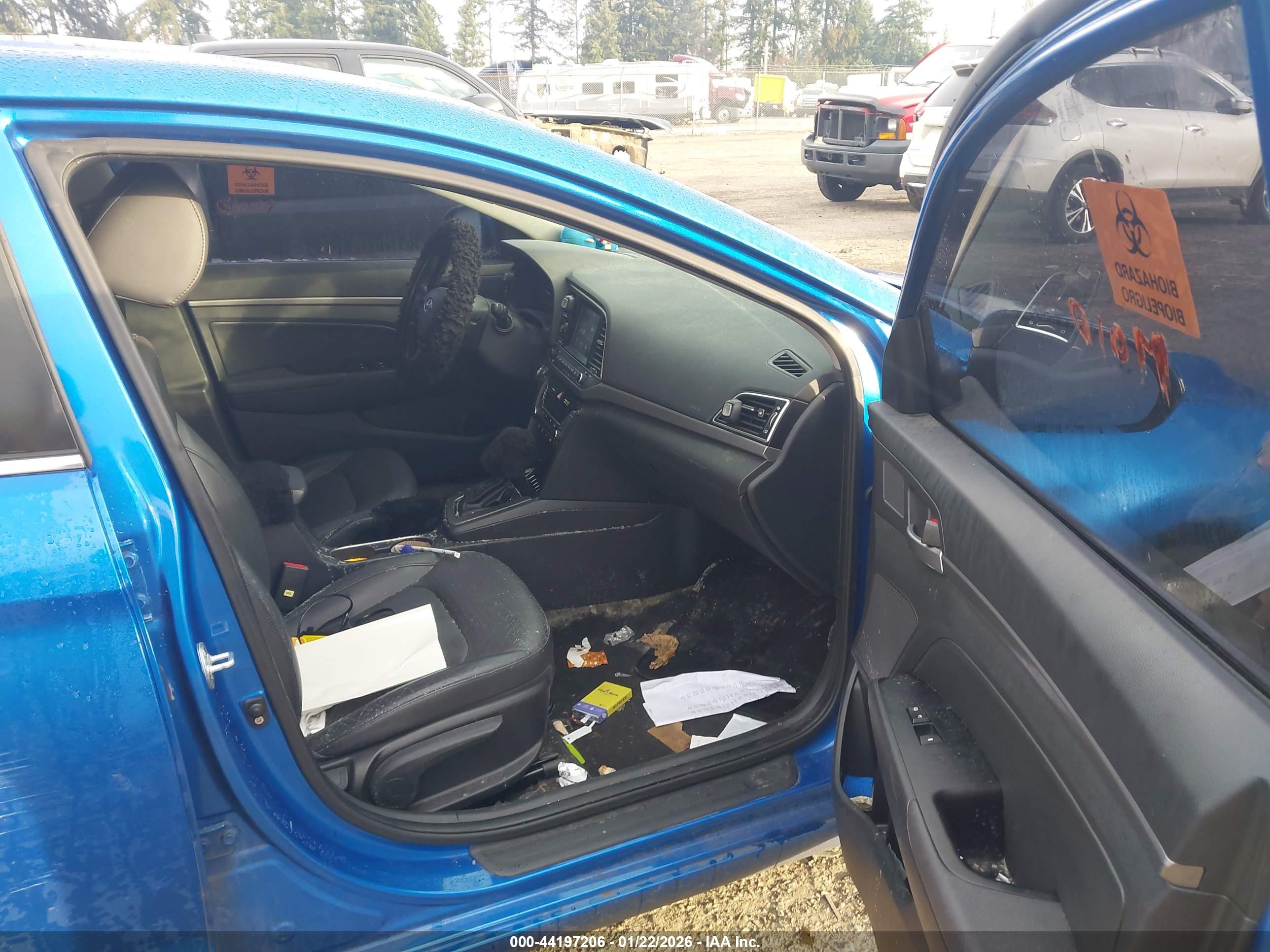 HYUNDAI ELANTRA image 5