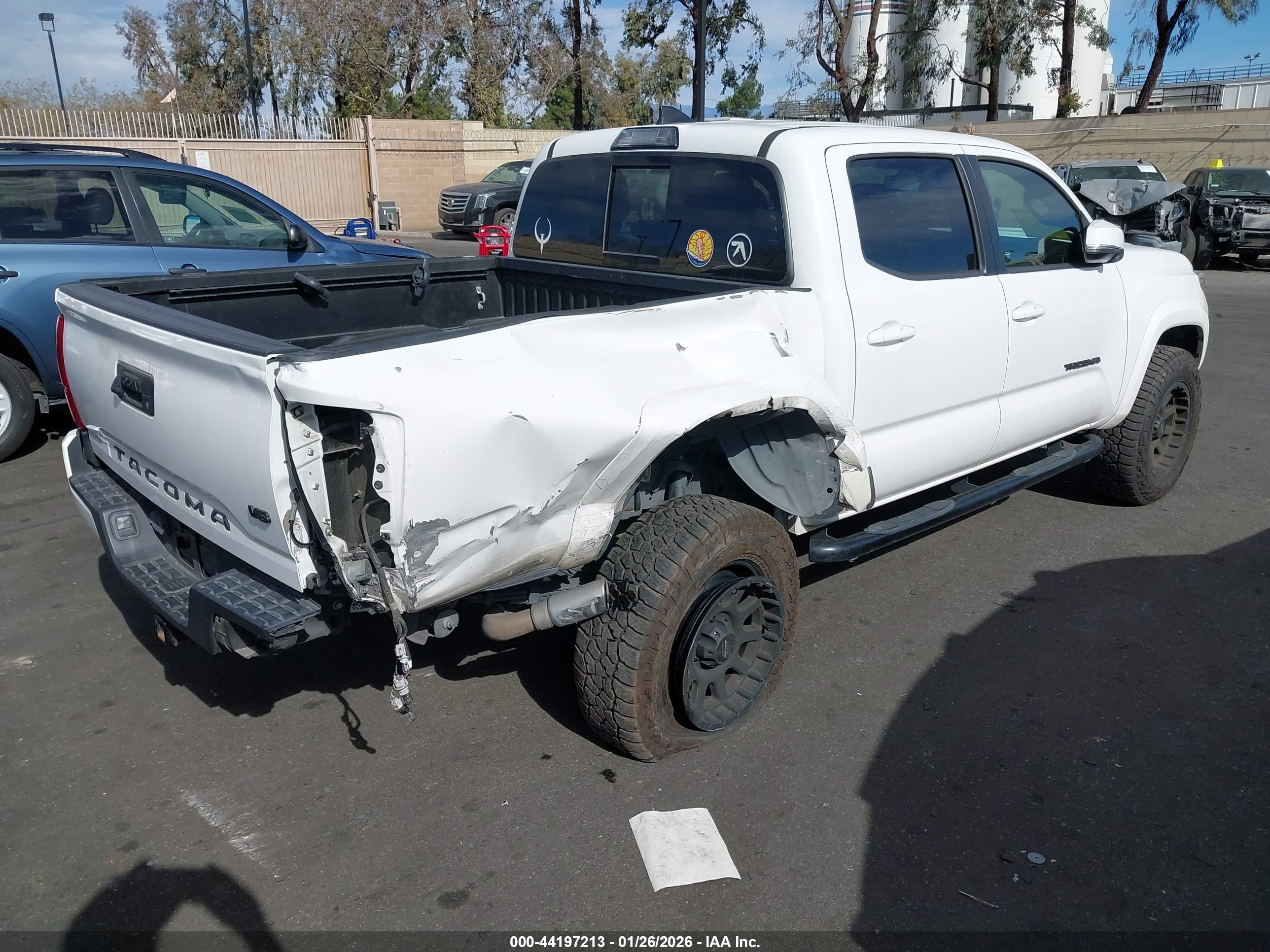 TOYOTA TACOMA image 4