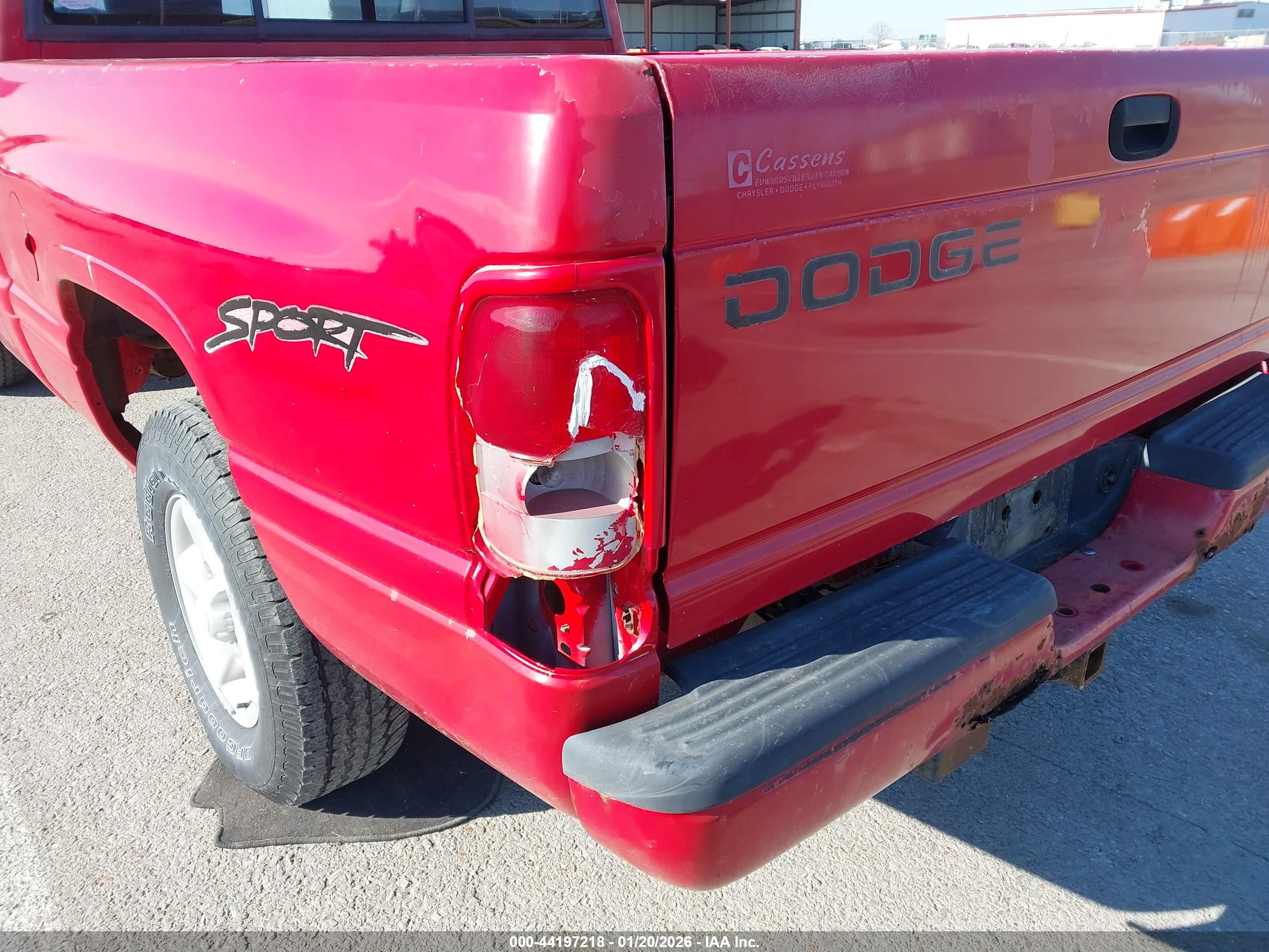 DODGE RAM image 6