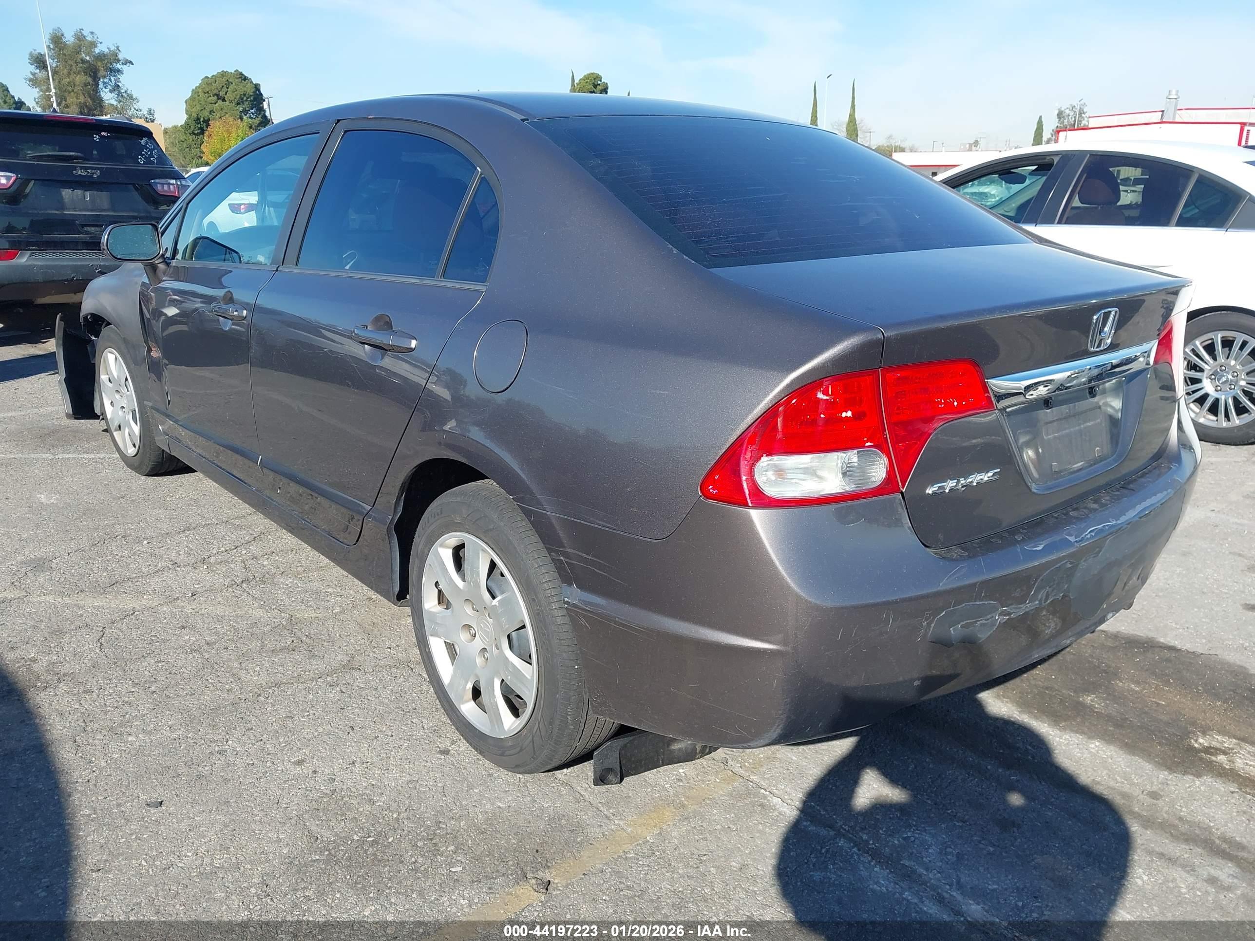 HONDA CIVIC image 3