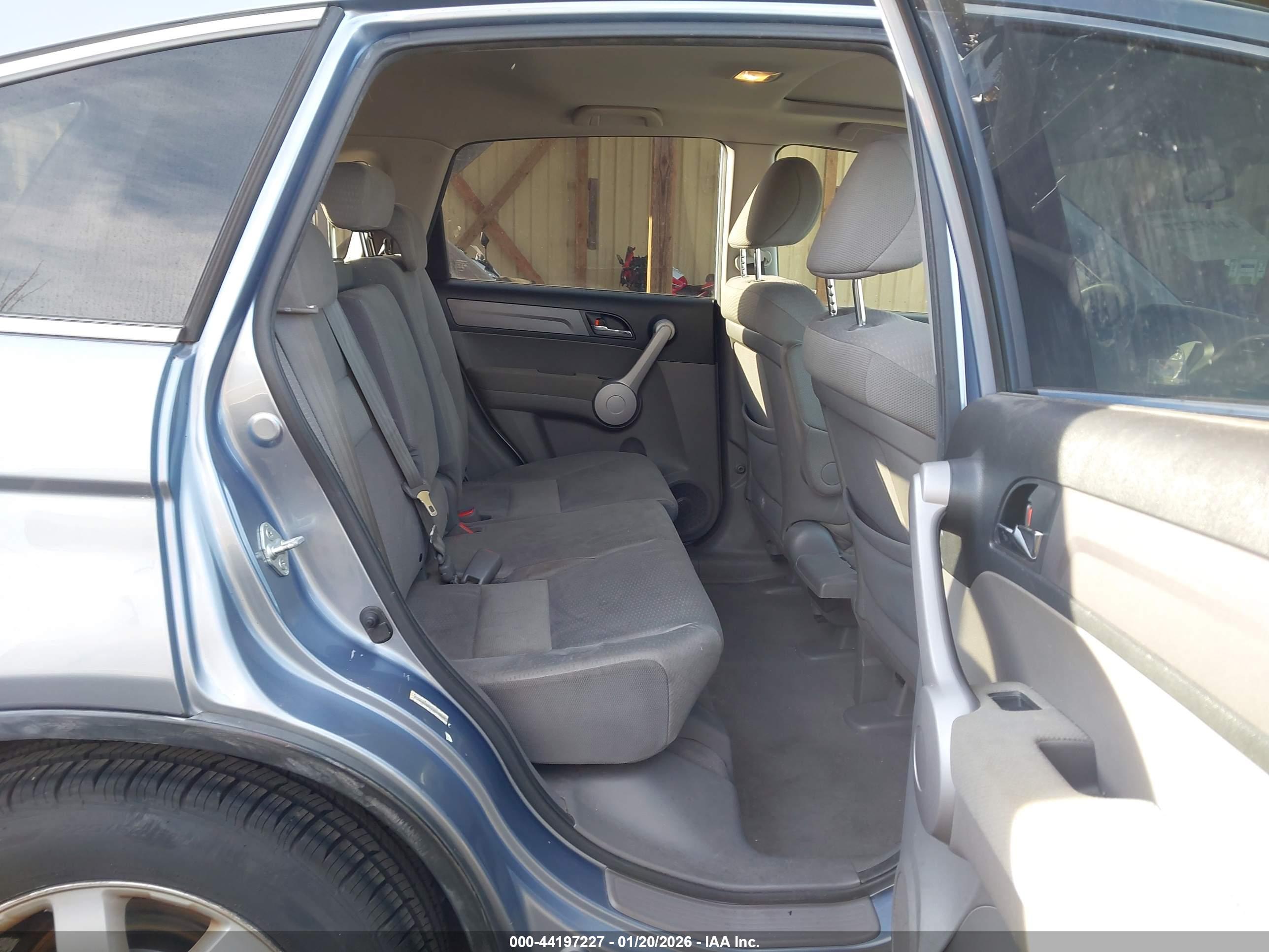 HONDA CR-V image 8
