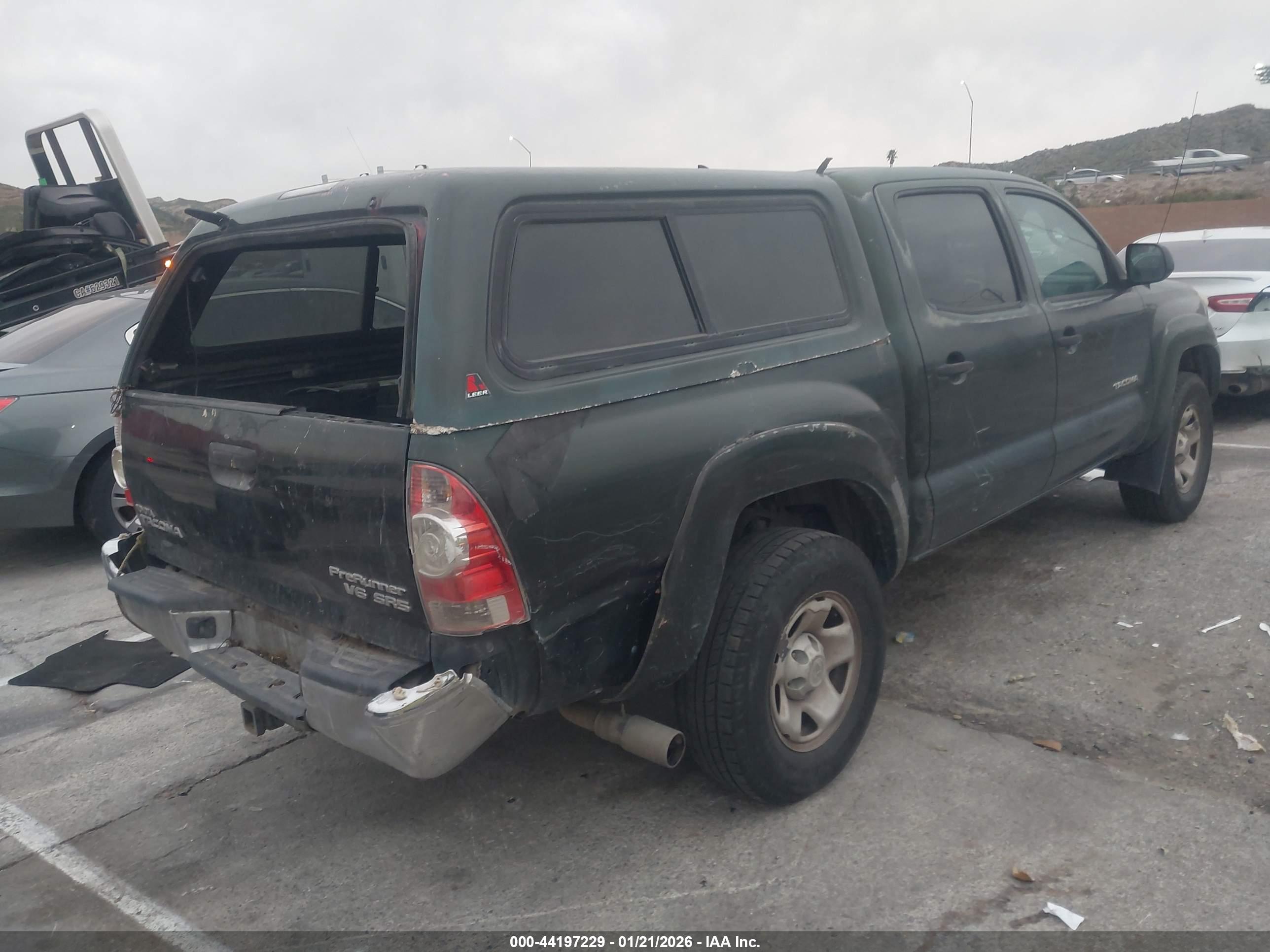 TOYOTA TACOMA image 4