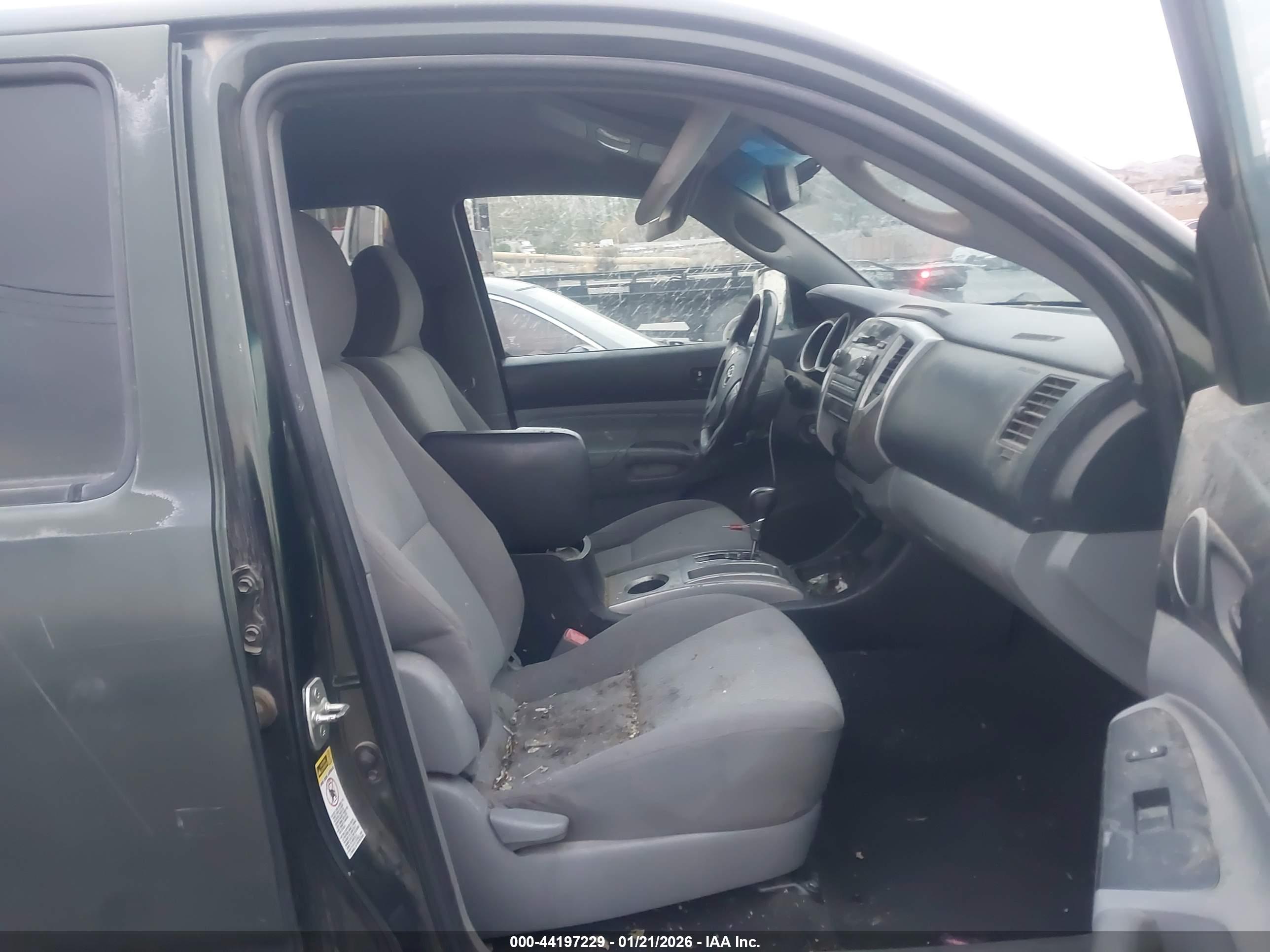 TOYOTA TACOMA image 5