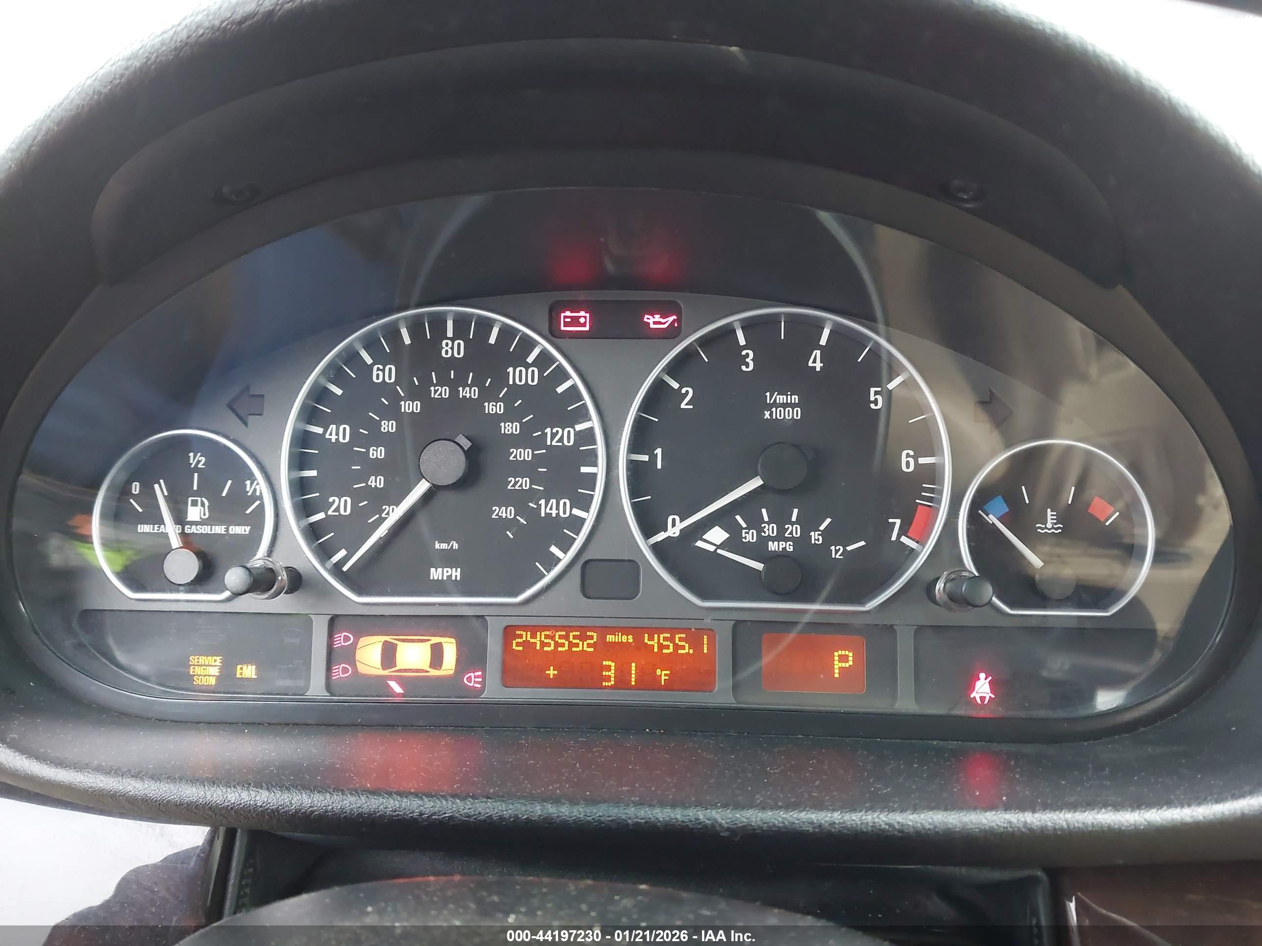 BMW 330I image 7