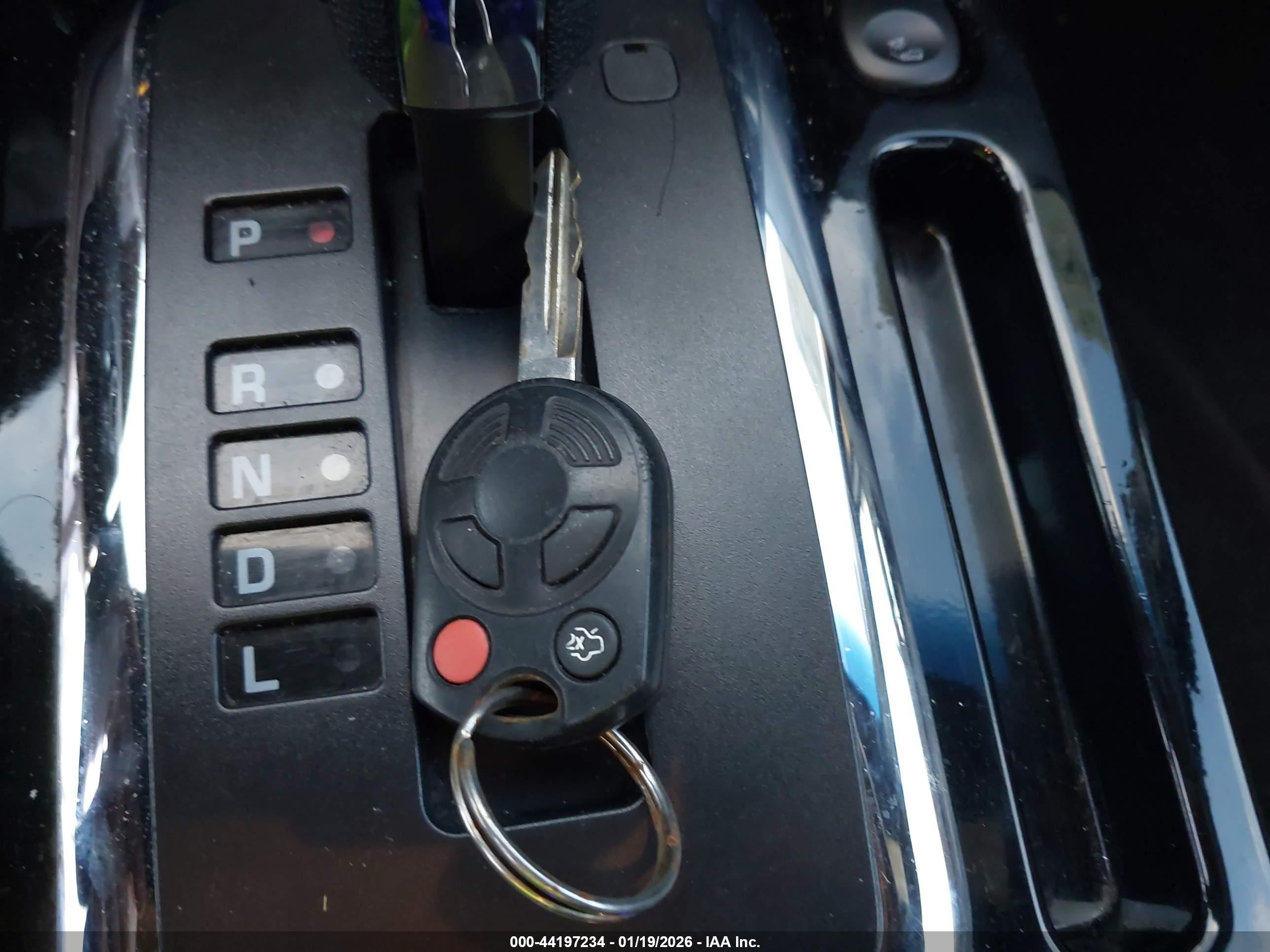 FORD ESCAPE image 11