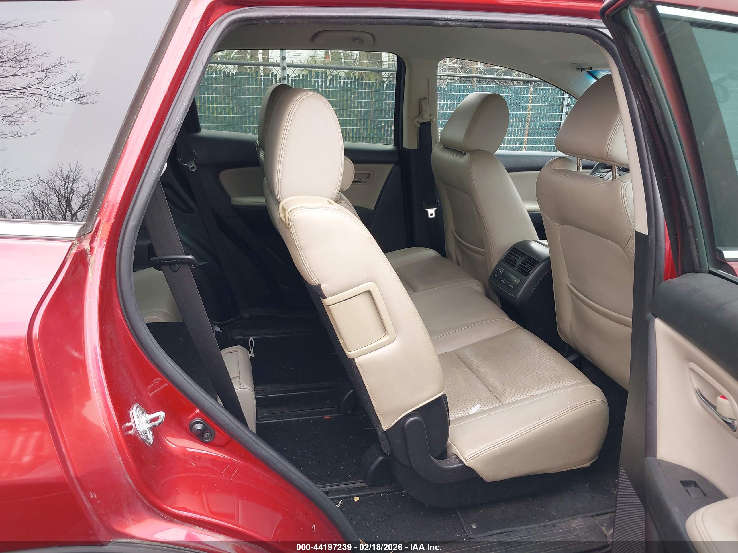 MAZDA CX-9 image 8