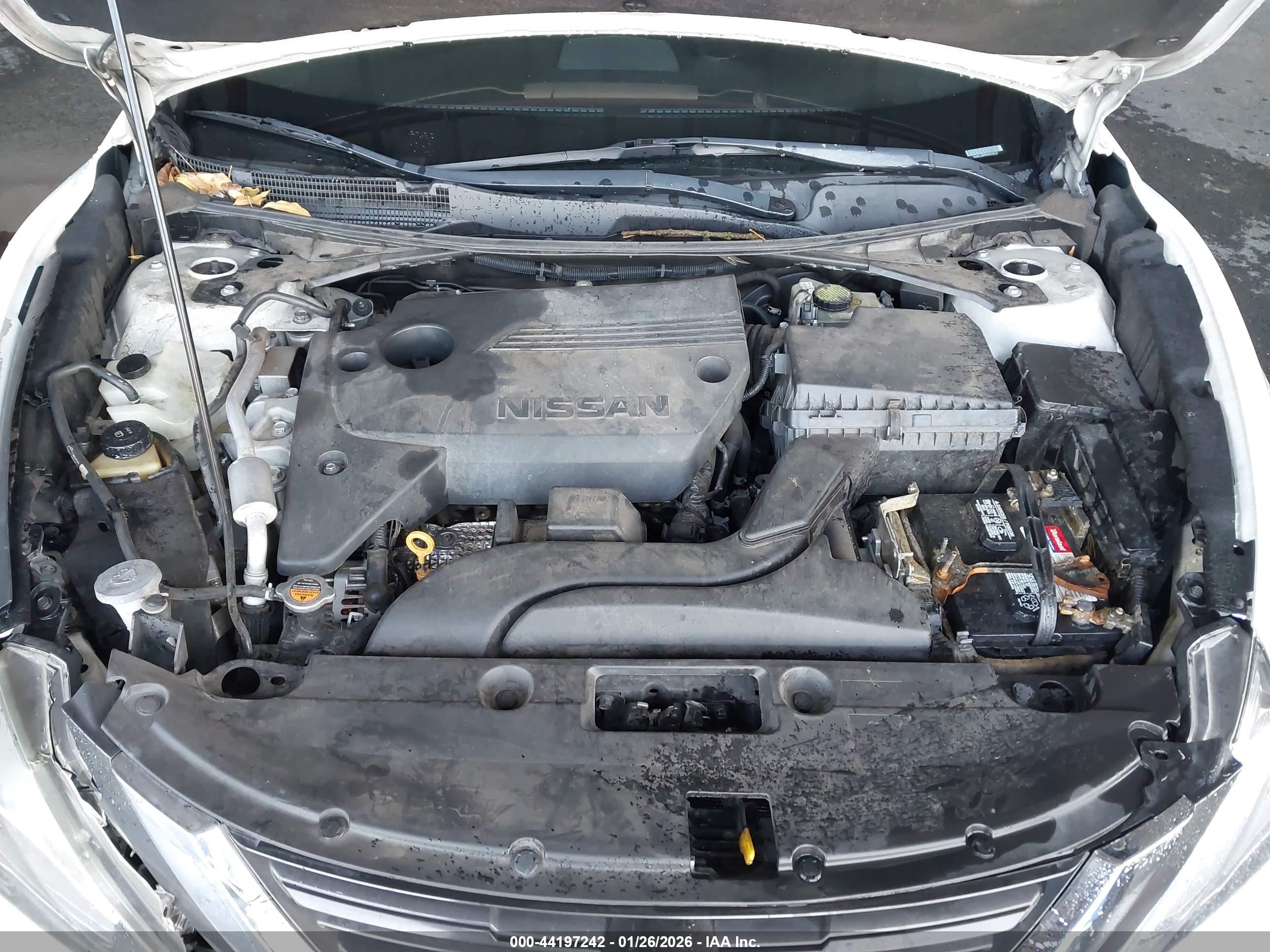 NISSAN ALTIMA image 10