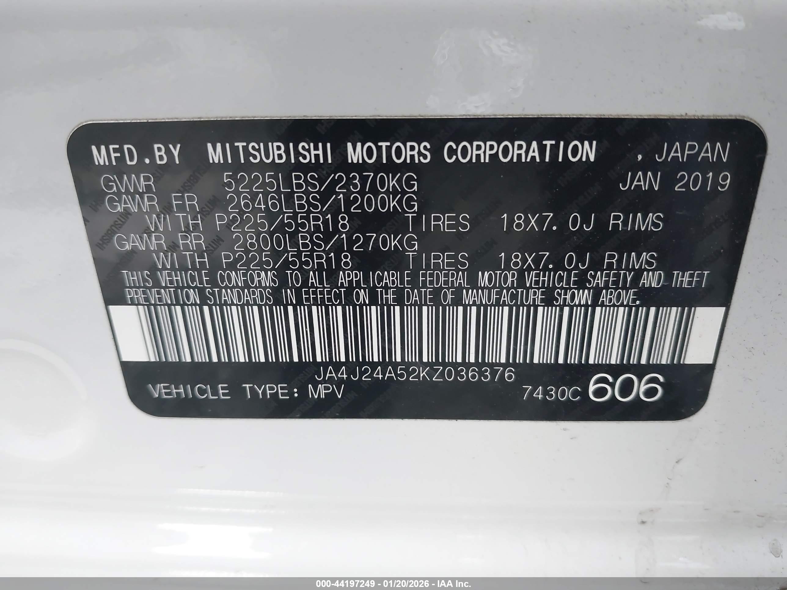 MITSUBISHI OUTLANDER image 9