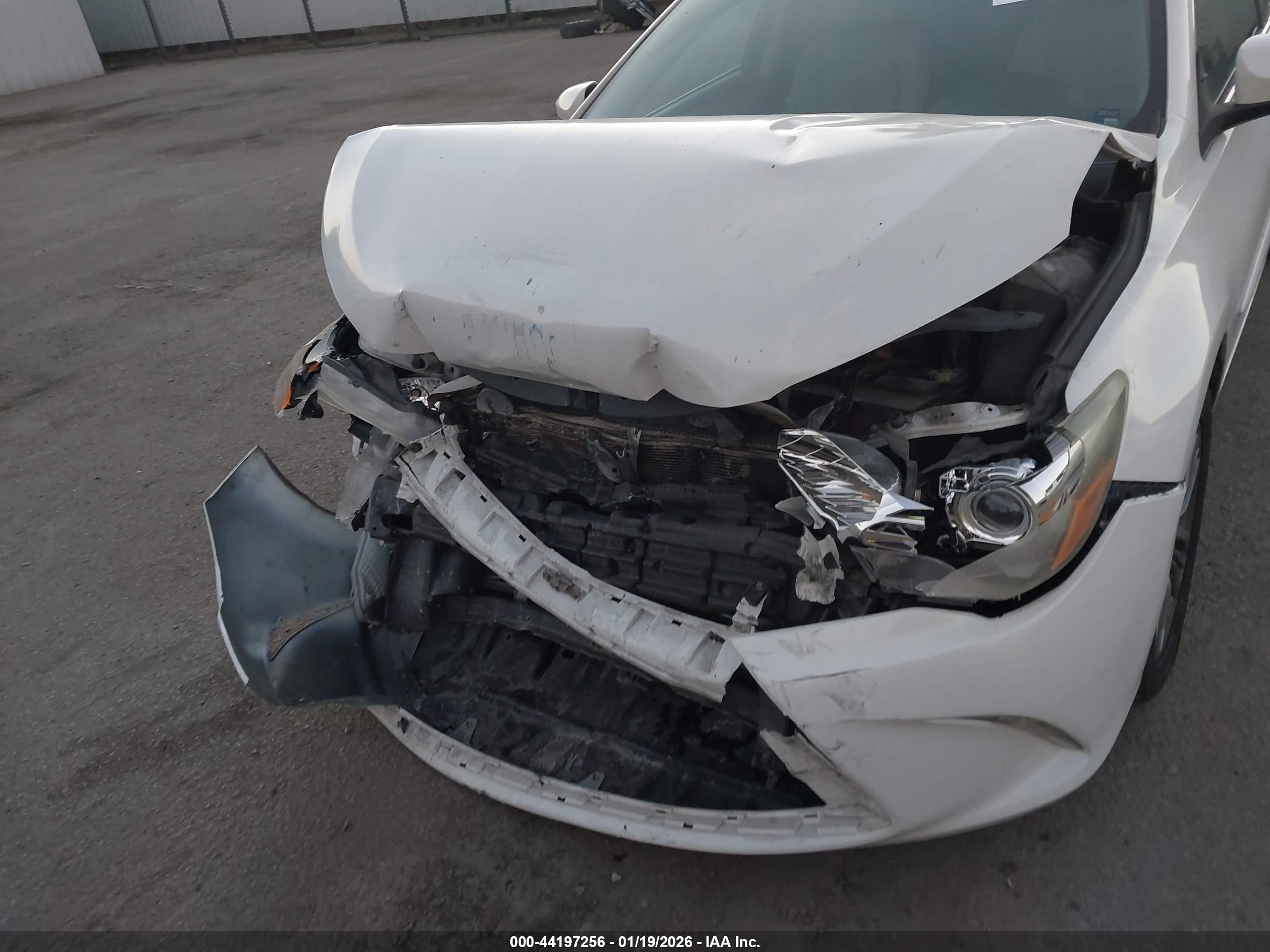 TOYOTA CAMRY image 6