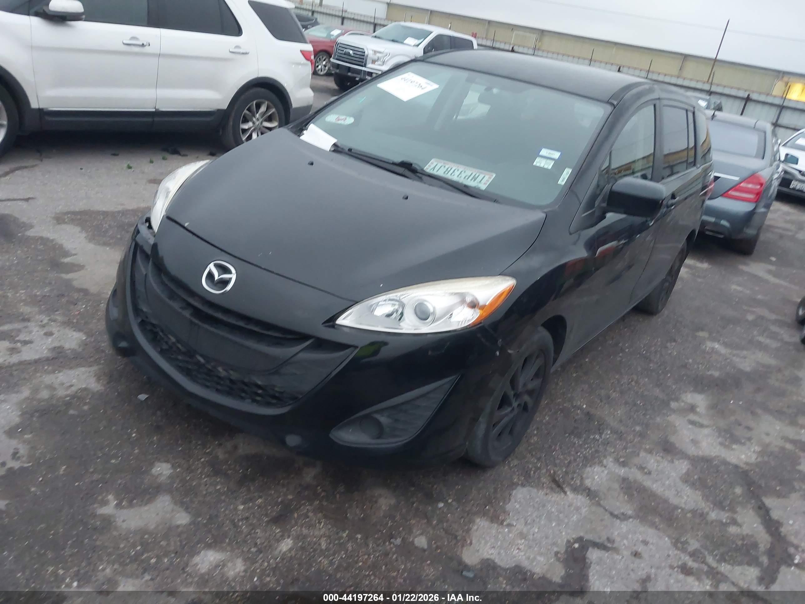 MAZDA MAZDA5 image 2