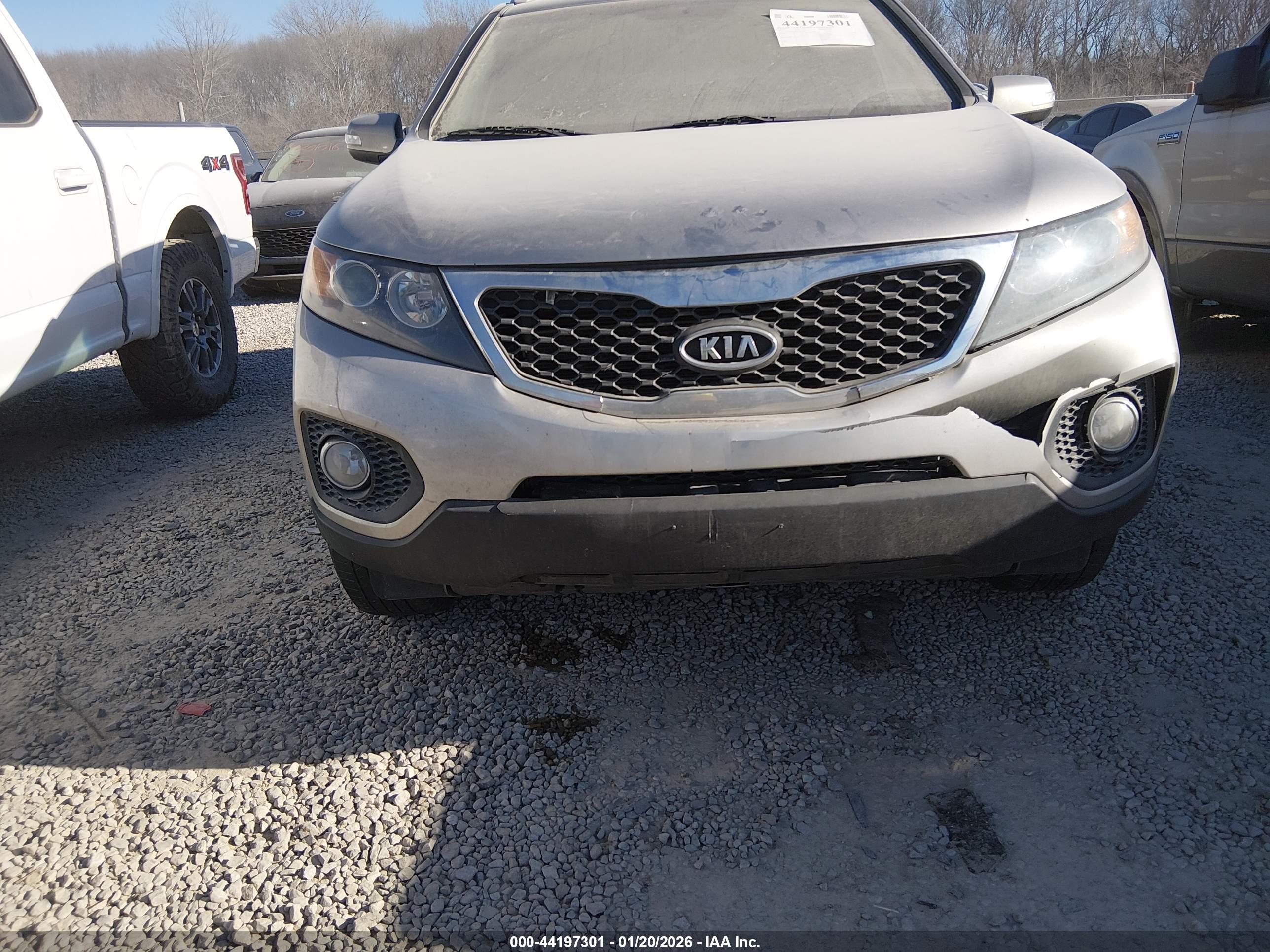 KIA SORENTO image 6