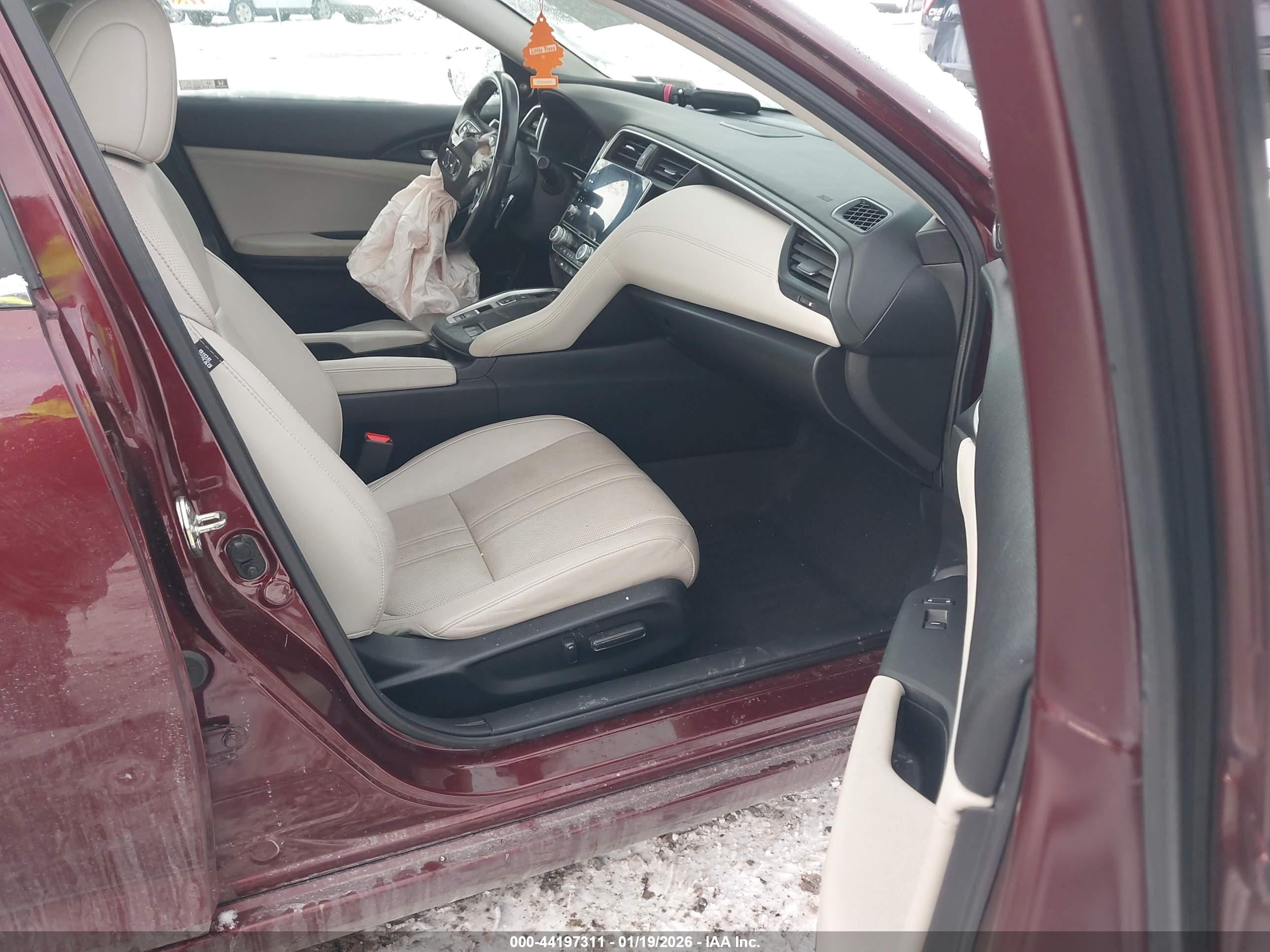 HONDA INSIGHT image 5