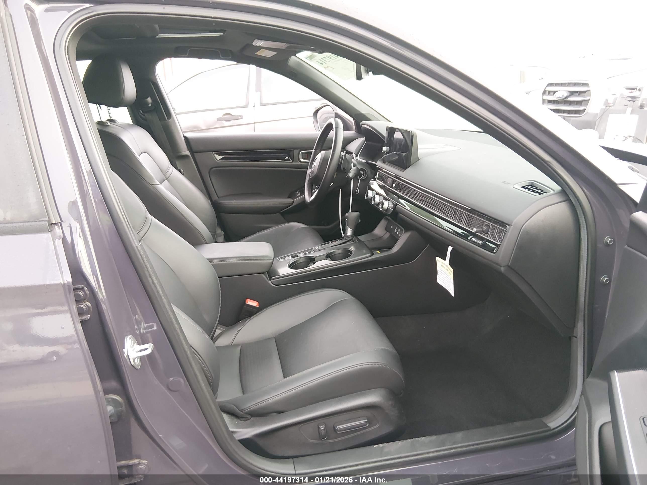 HONDA CIVIC image 5