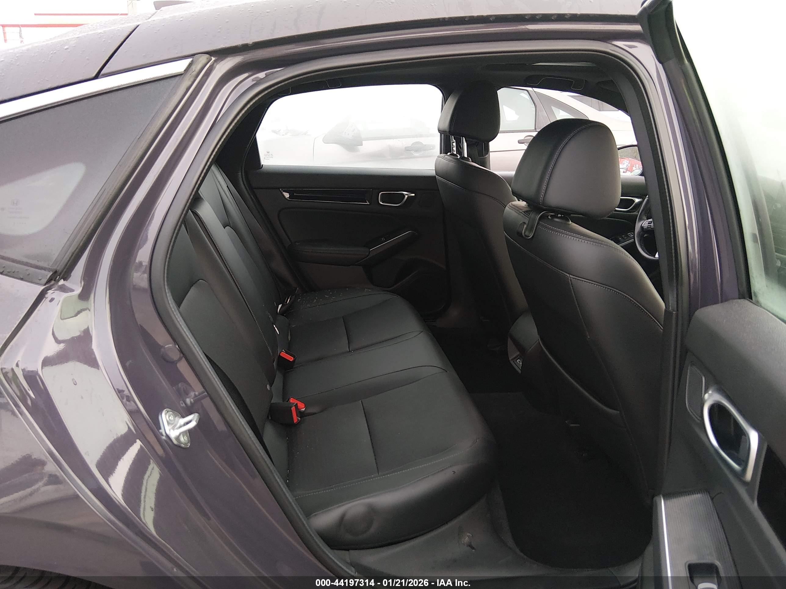 HONDA CIVIC image 8