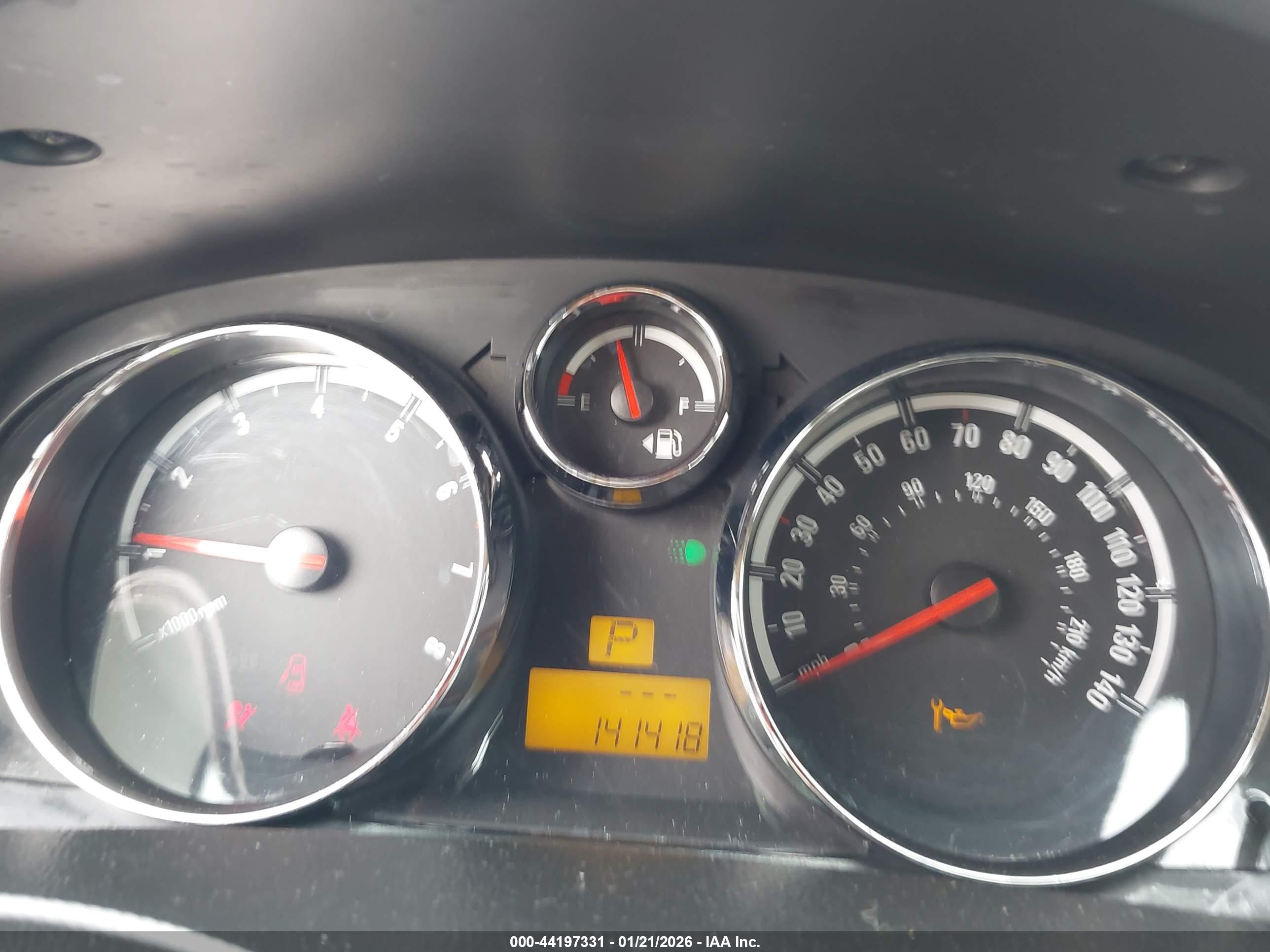 SATURN VUE image 7