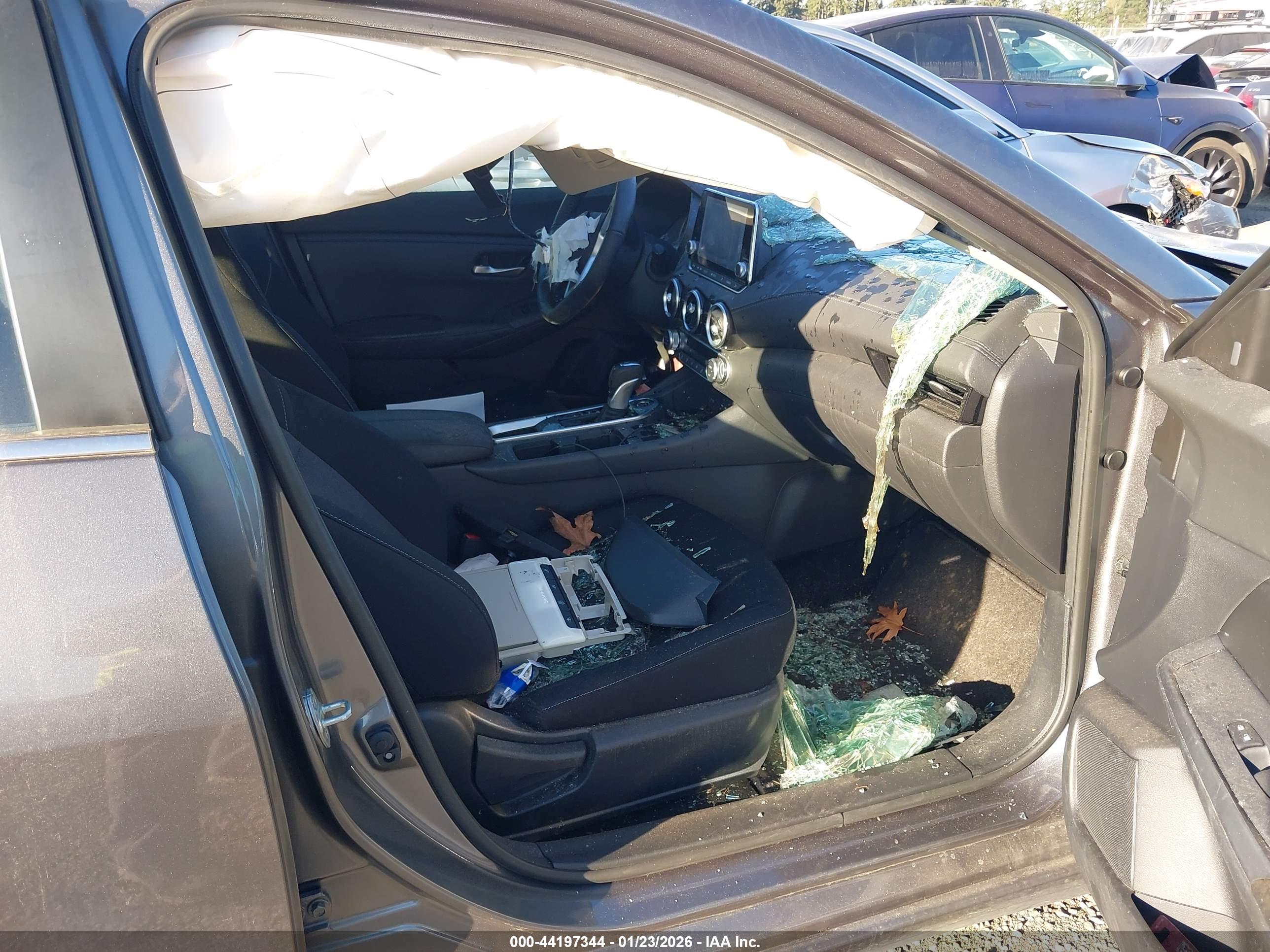 NISSAN SENTRA image 5