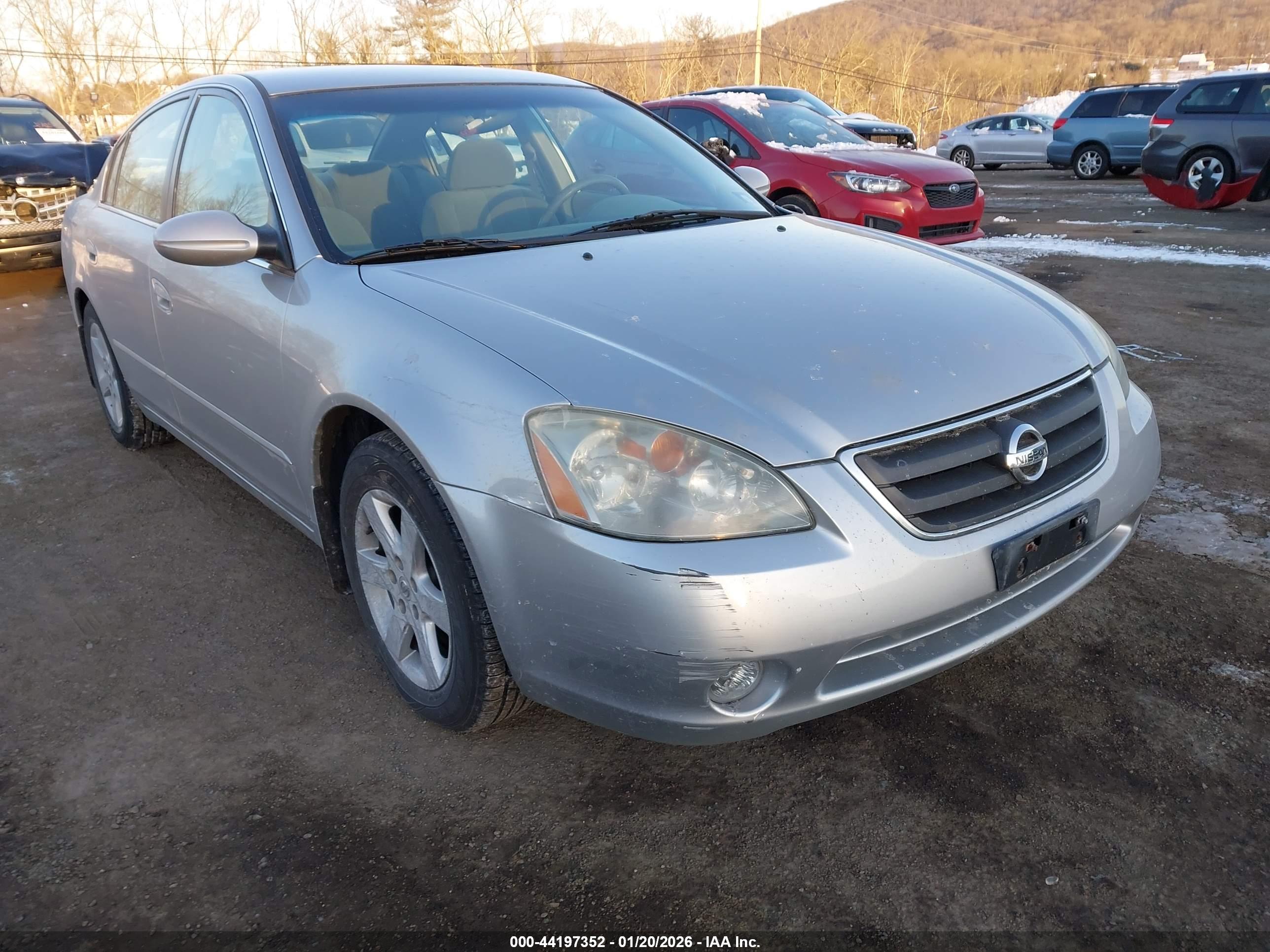 NISSAN ALTIMA image 6