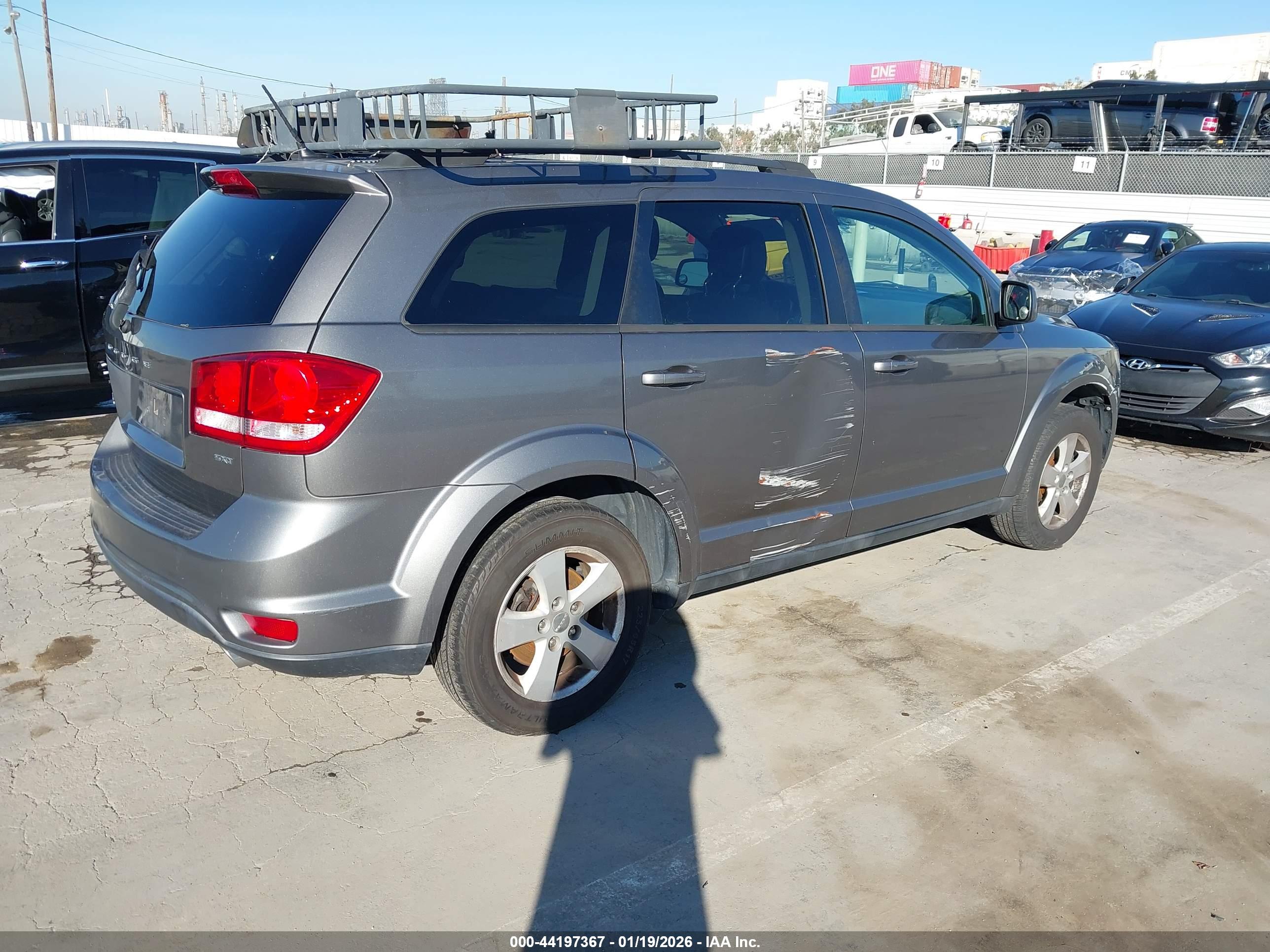 DODGE JOURNEY image 4