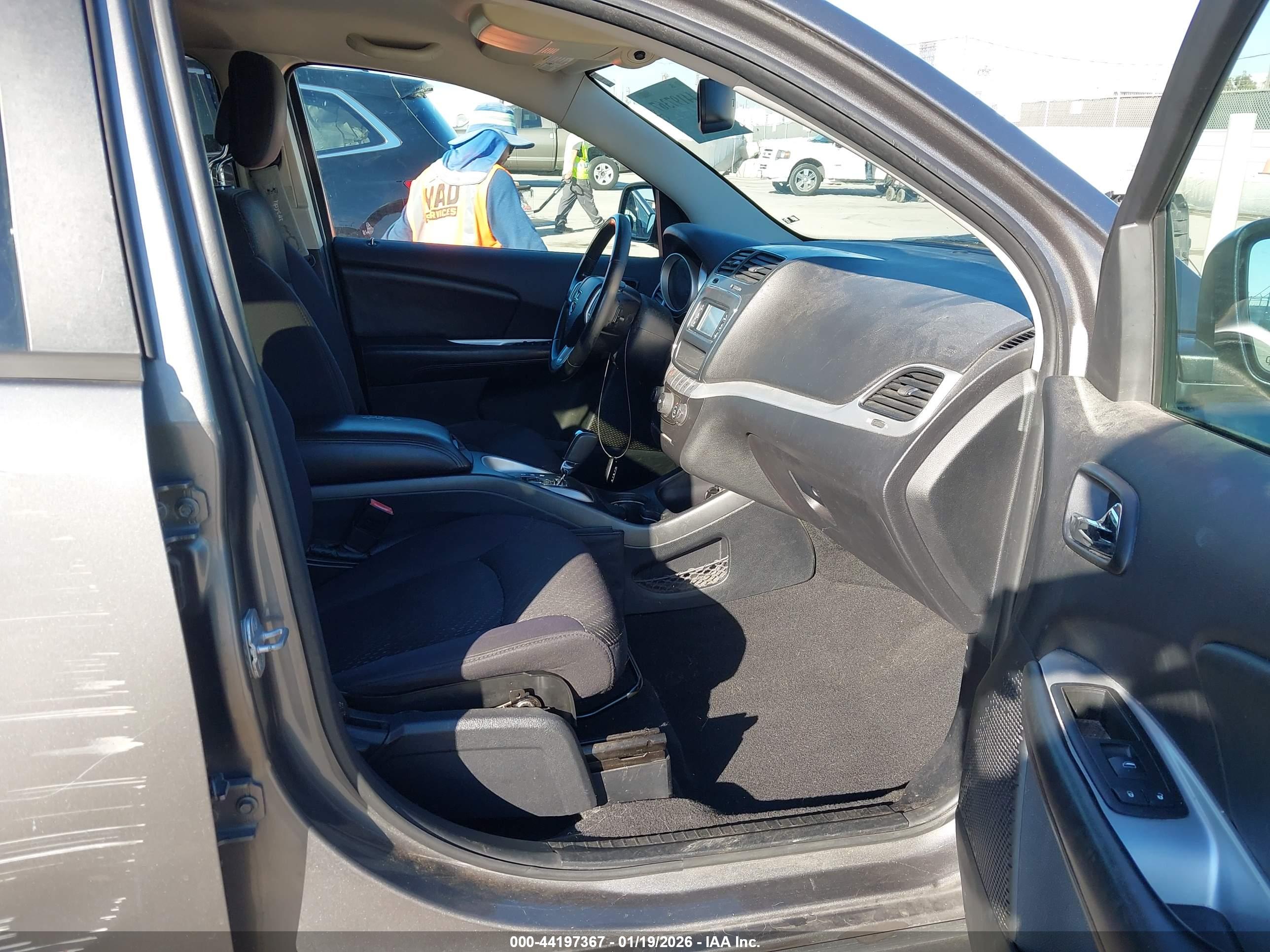 DODGE JOURNEY image 5