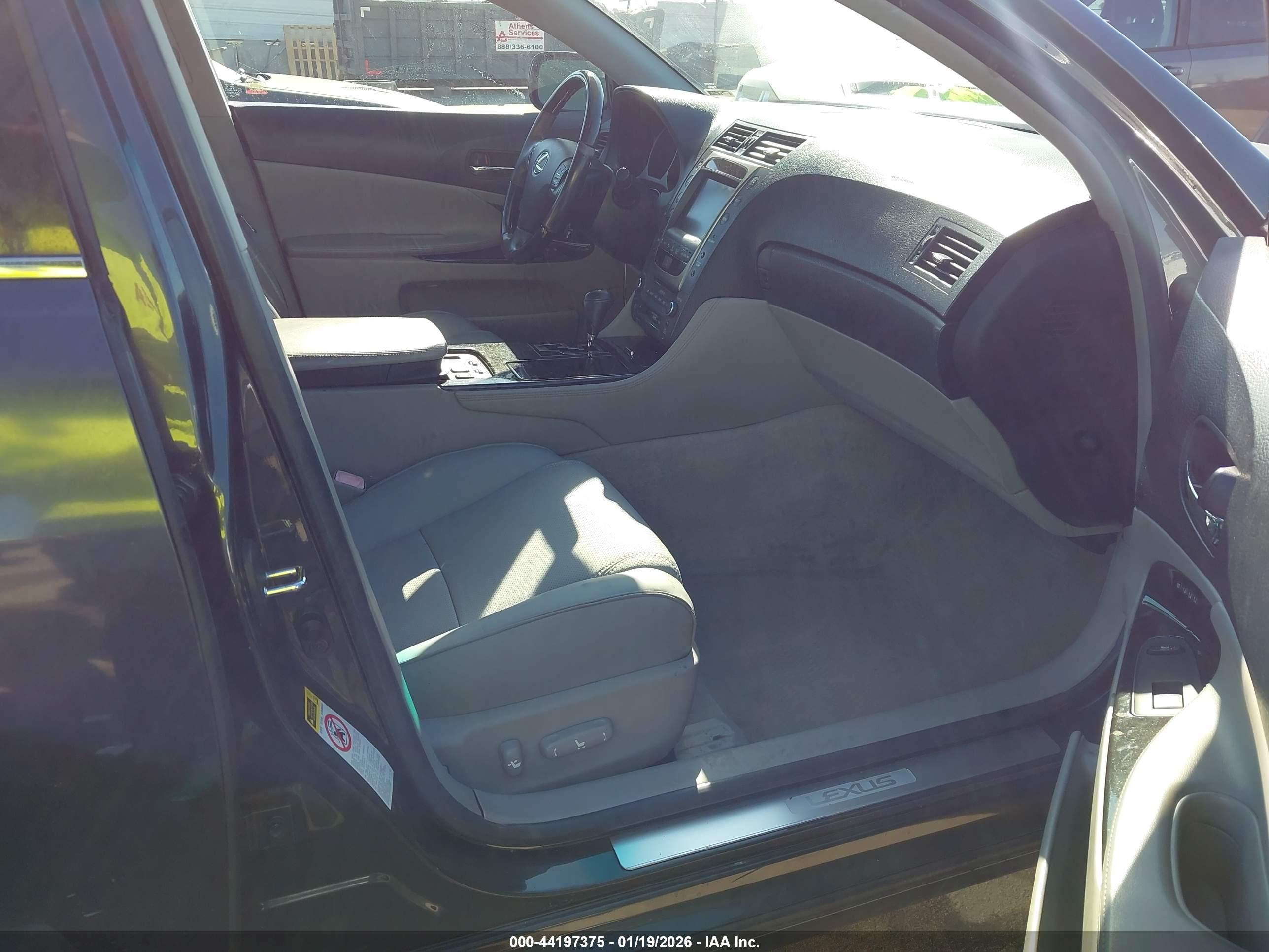 LEXUS GS image 5