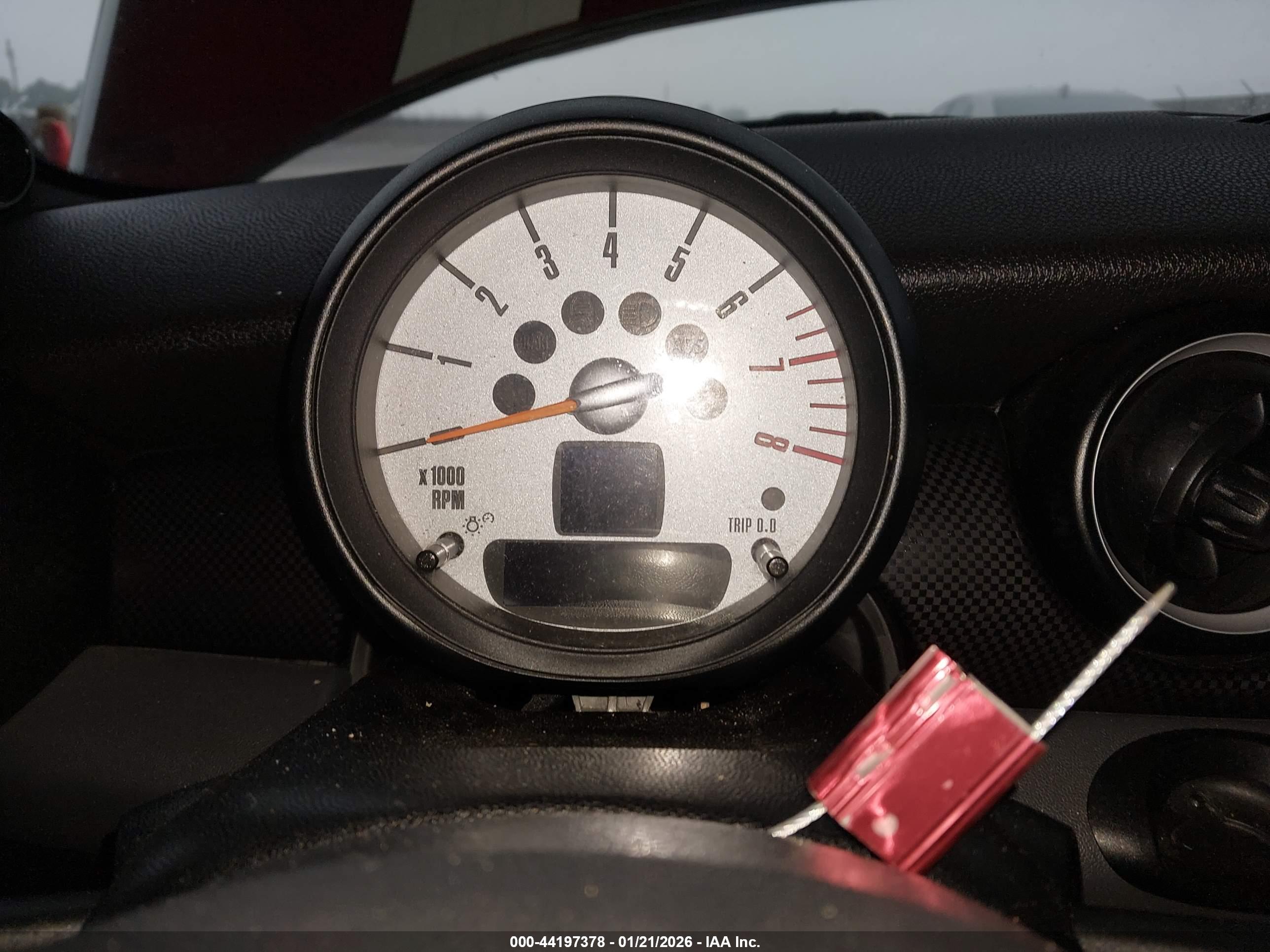 MINI COOPER image 7