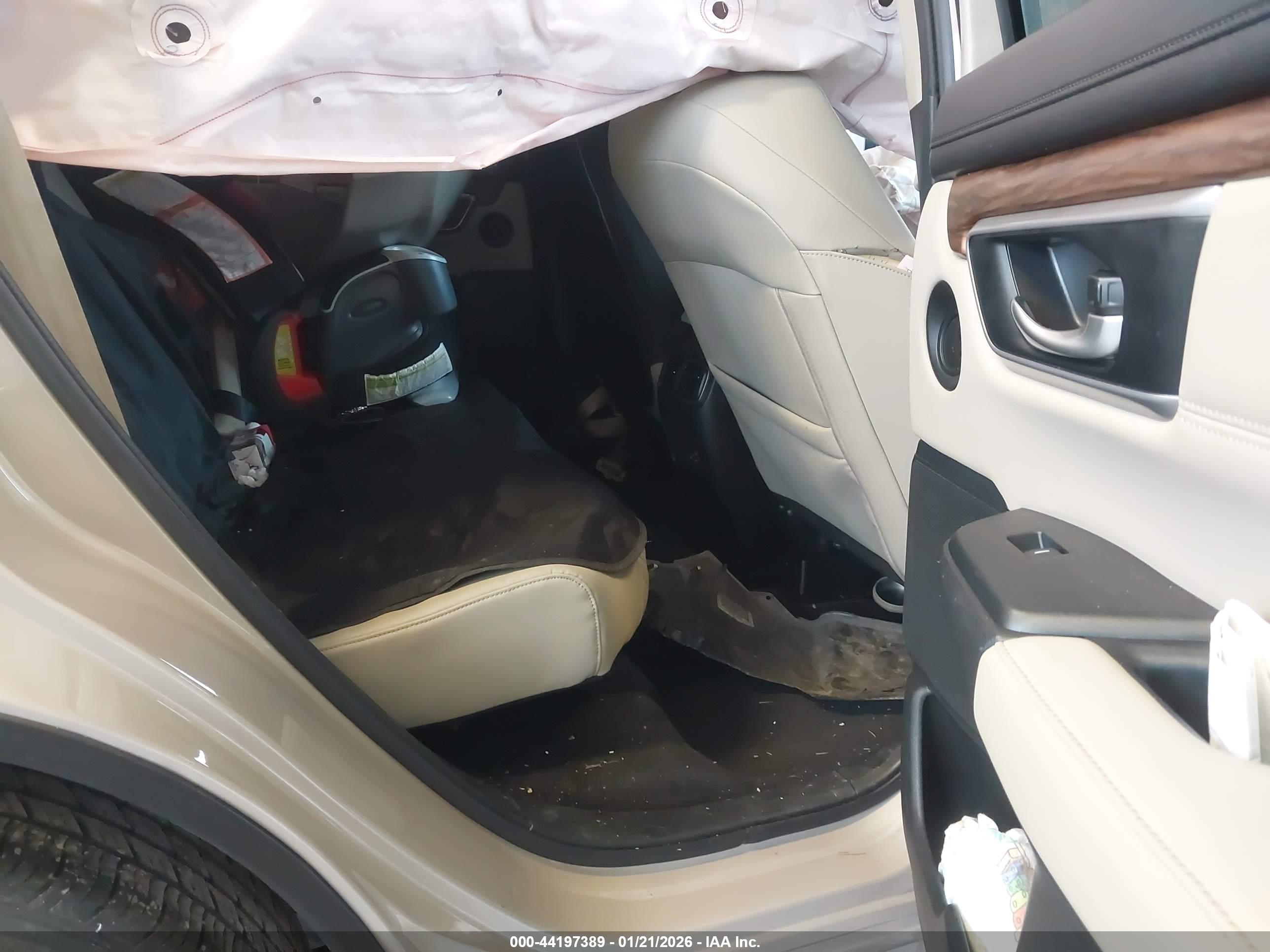 HONDA CR-V image 8