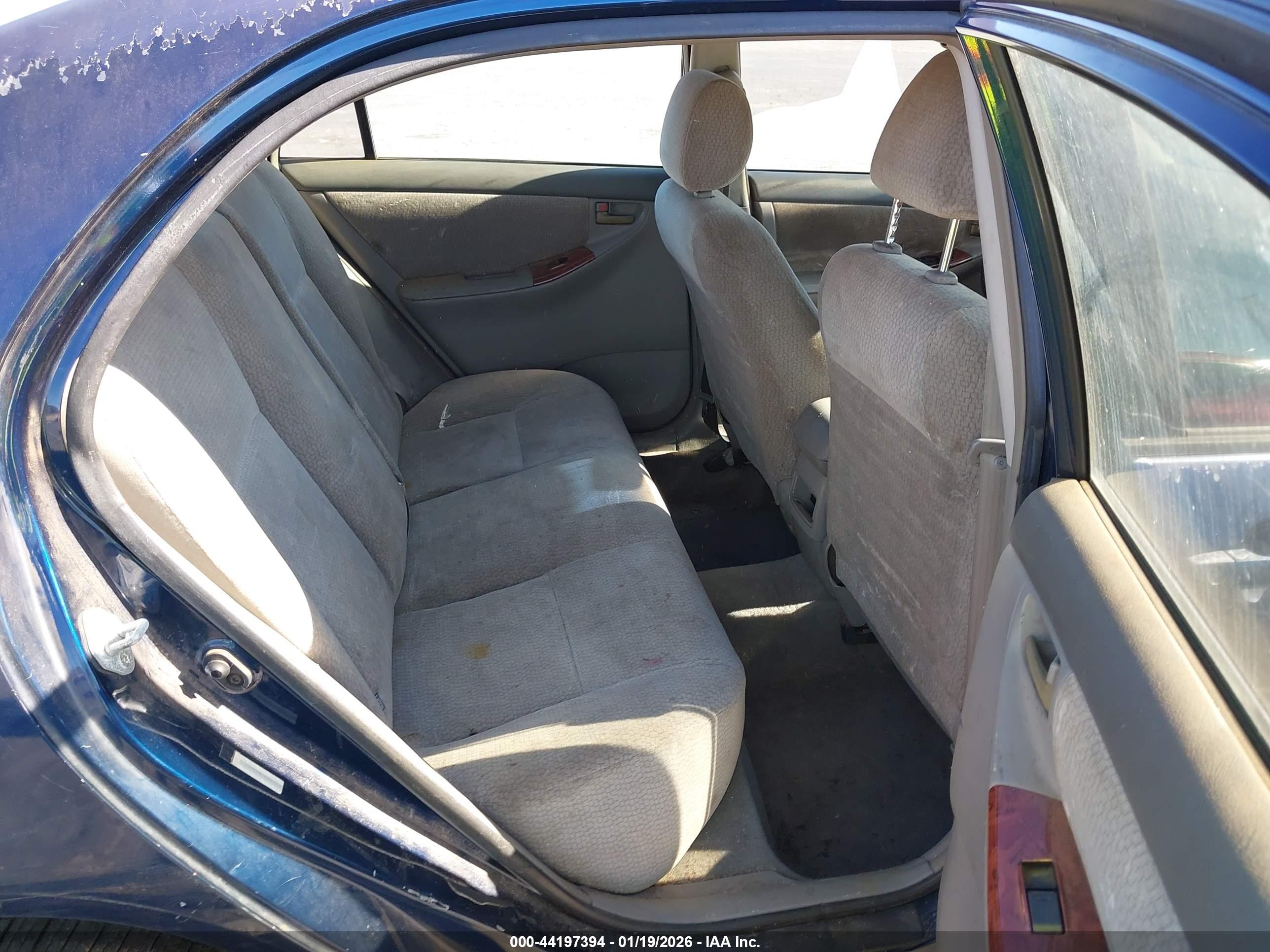 TOYOTA COROLLA image 8