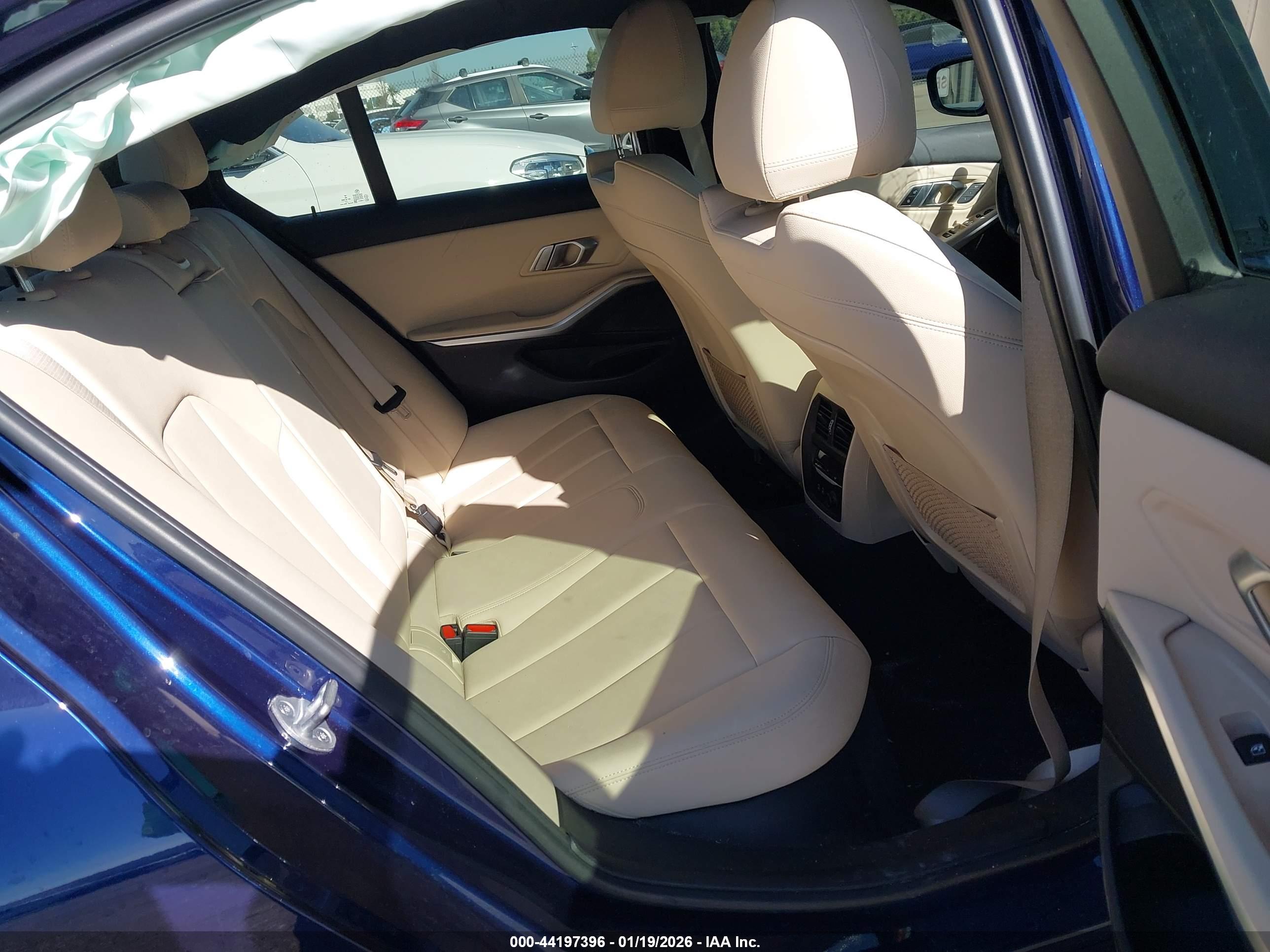 BMW 330I image 8