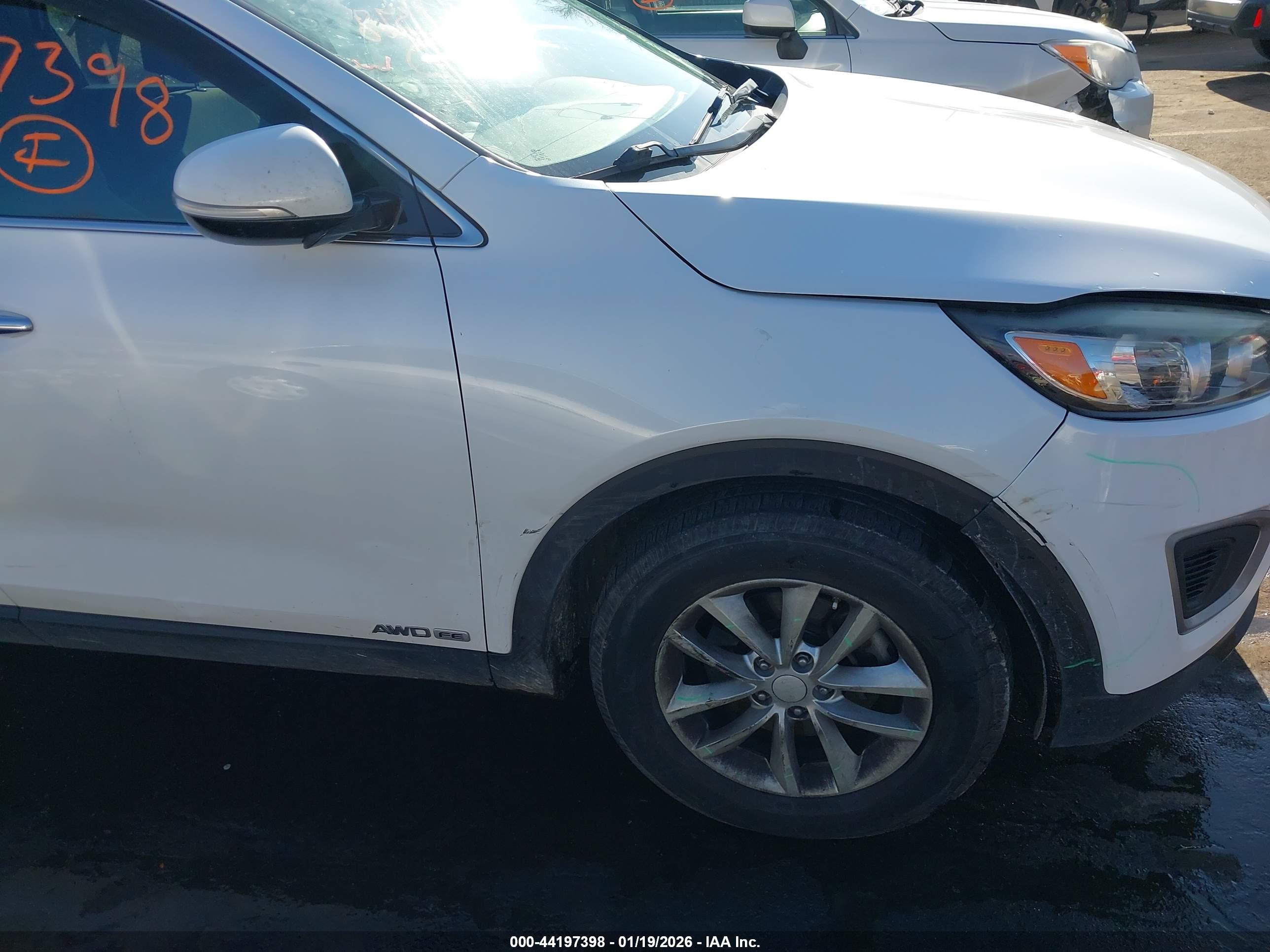 KIA SORENTO image 6