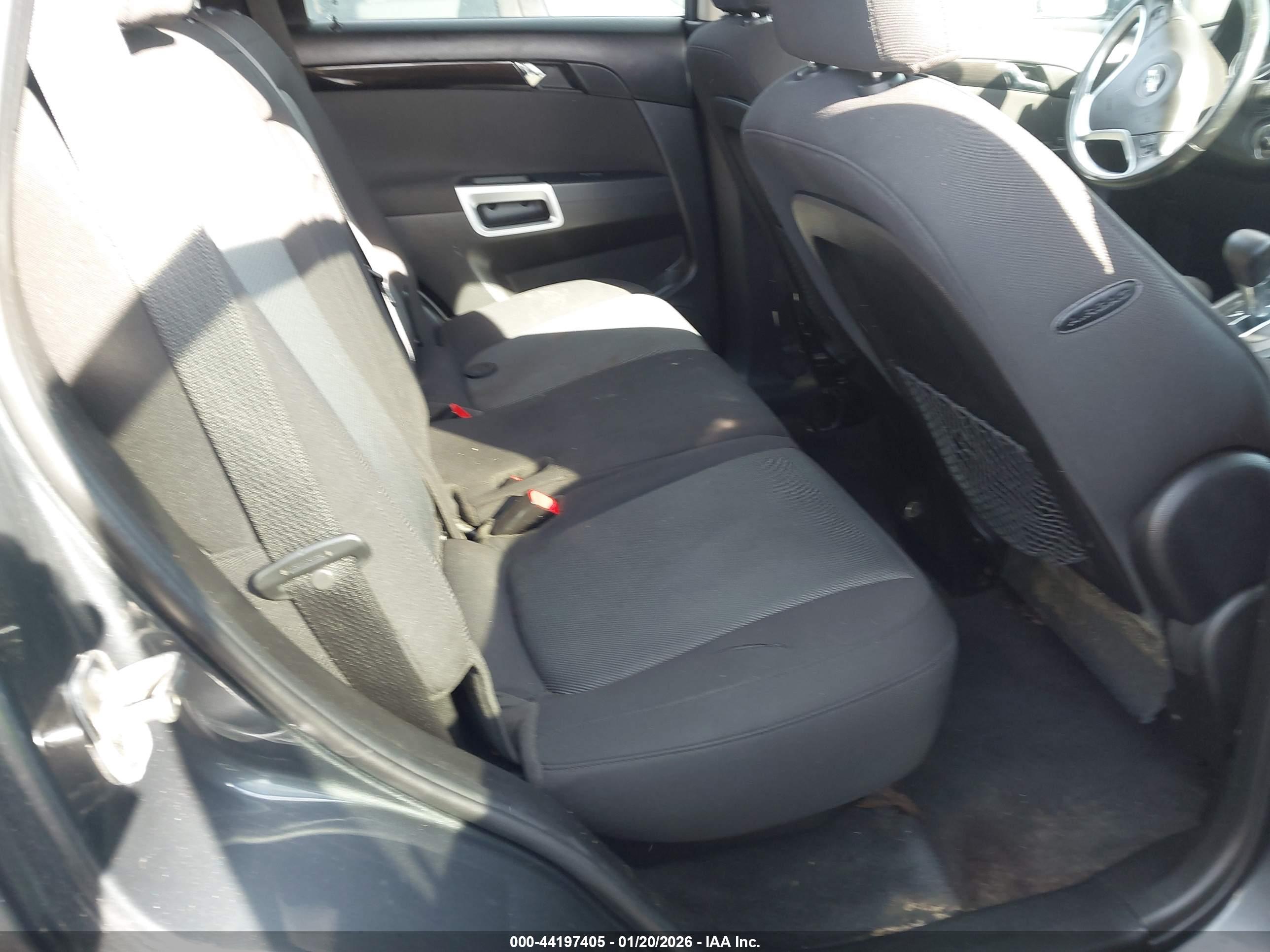 CHEVROLET CAPTIVA image 8