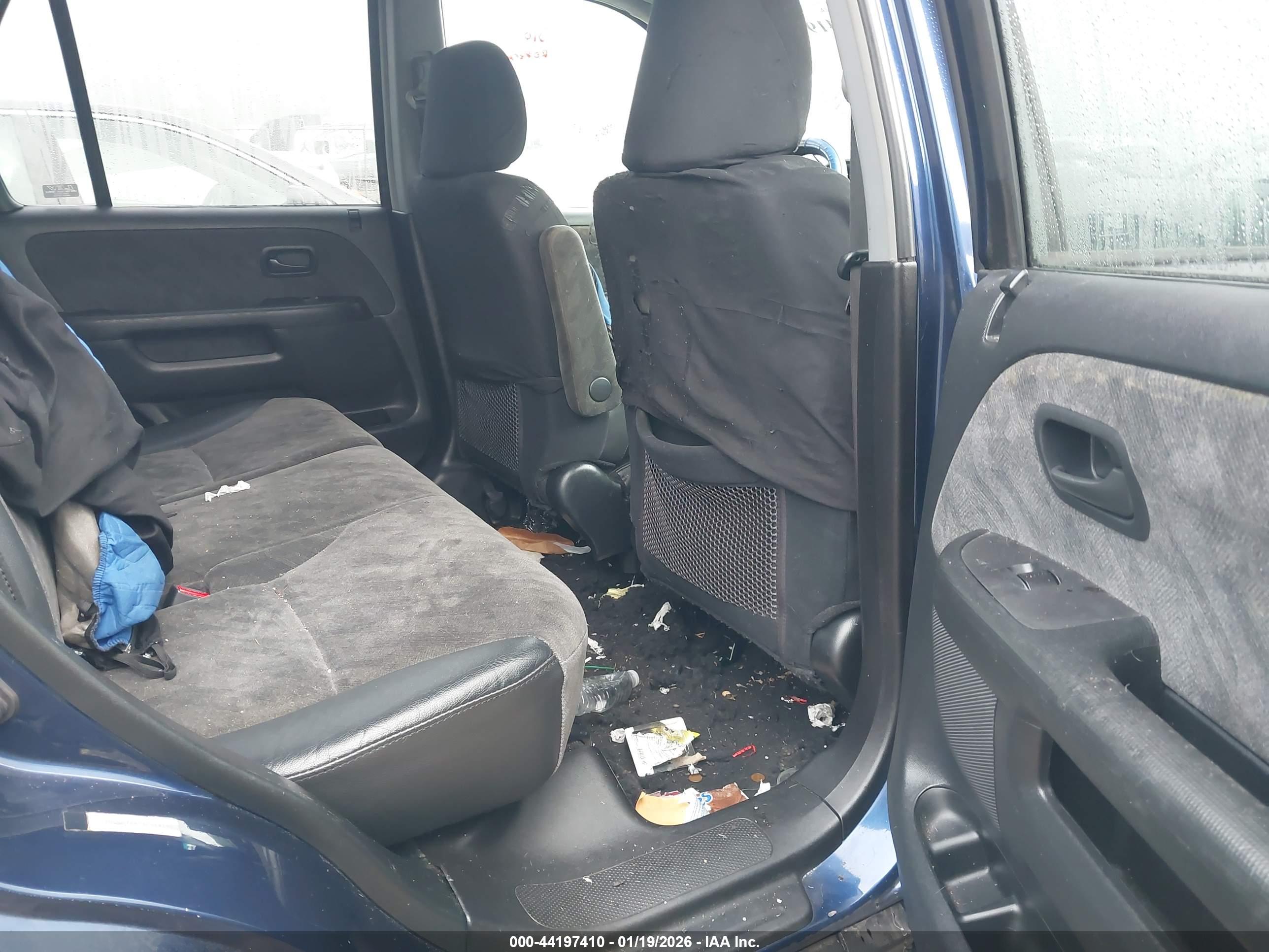 HONDA CR-V image 8