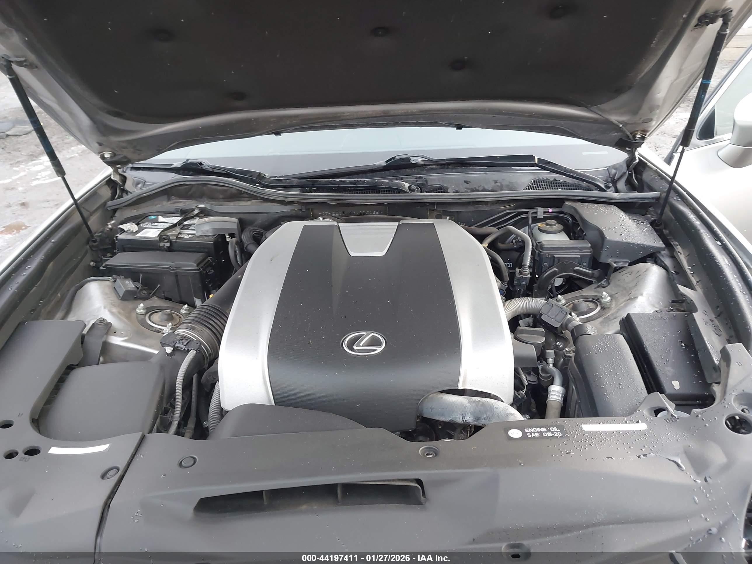 LEXUS GS image 10