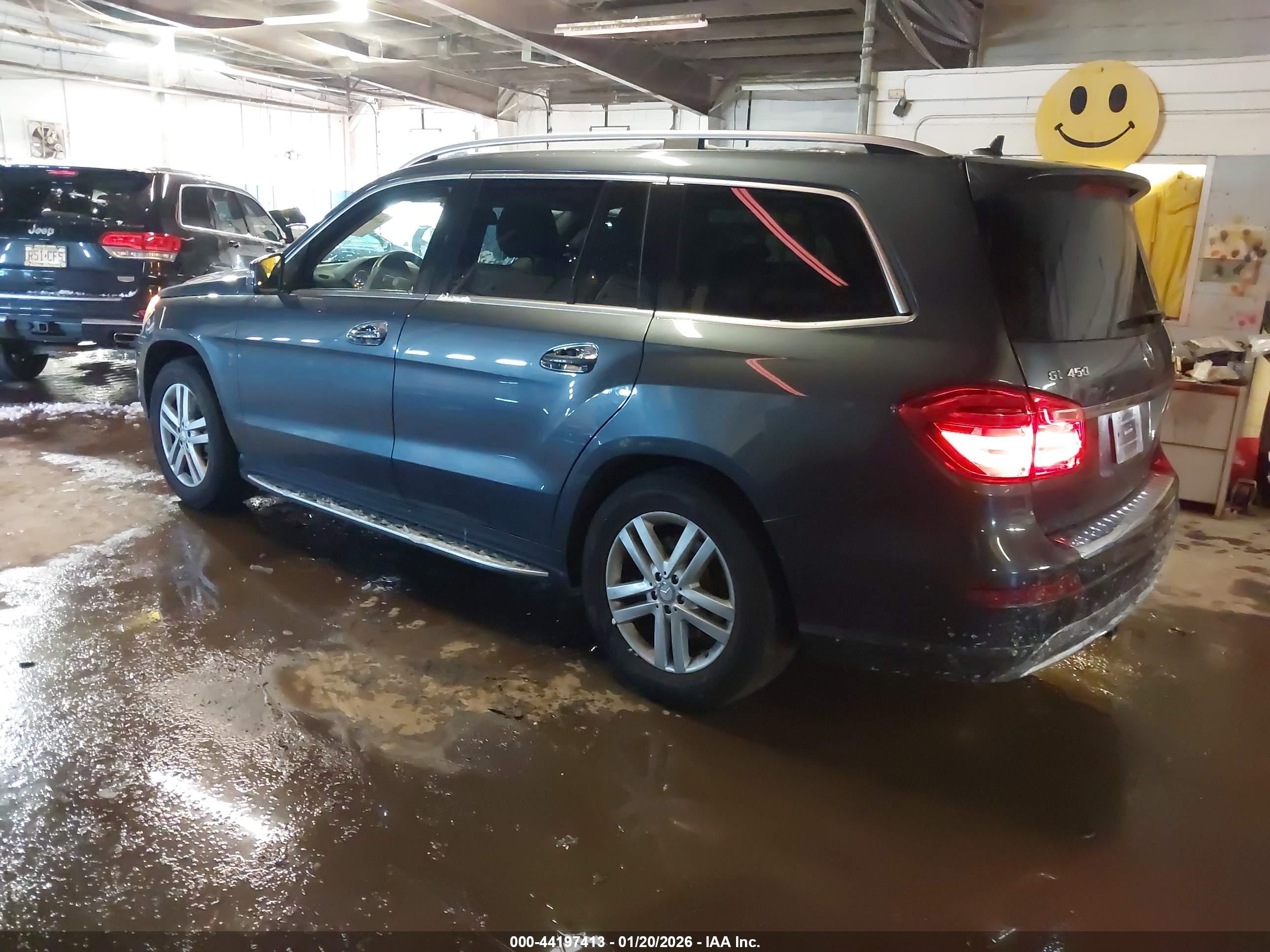MERCEDES-BENZ GL image 3