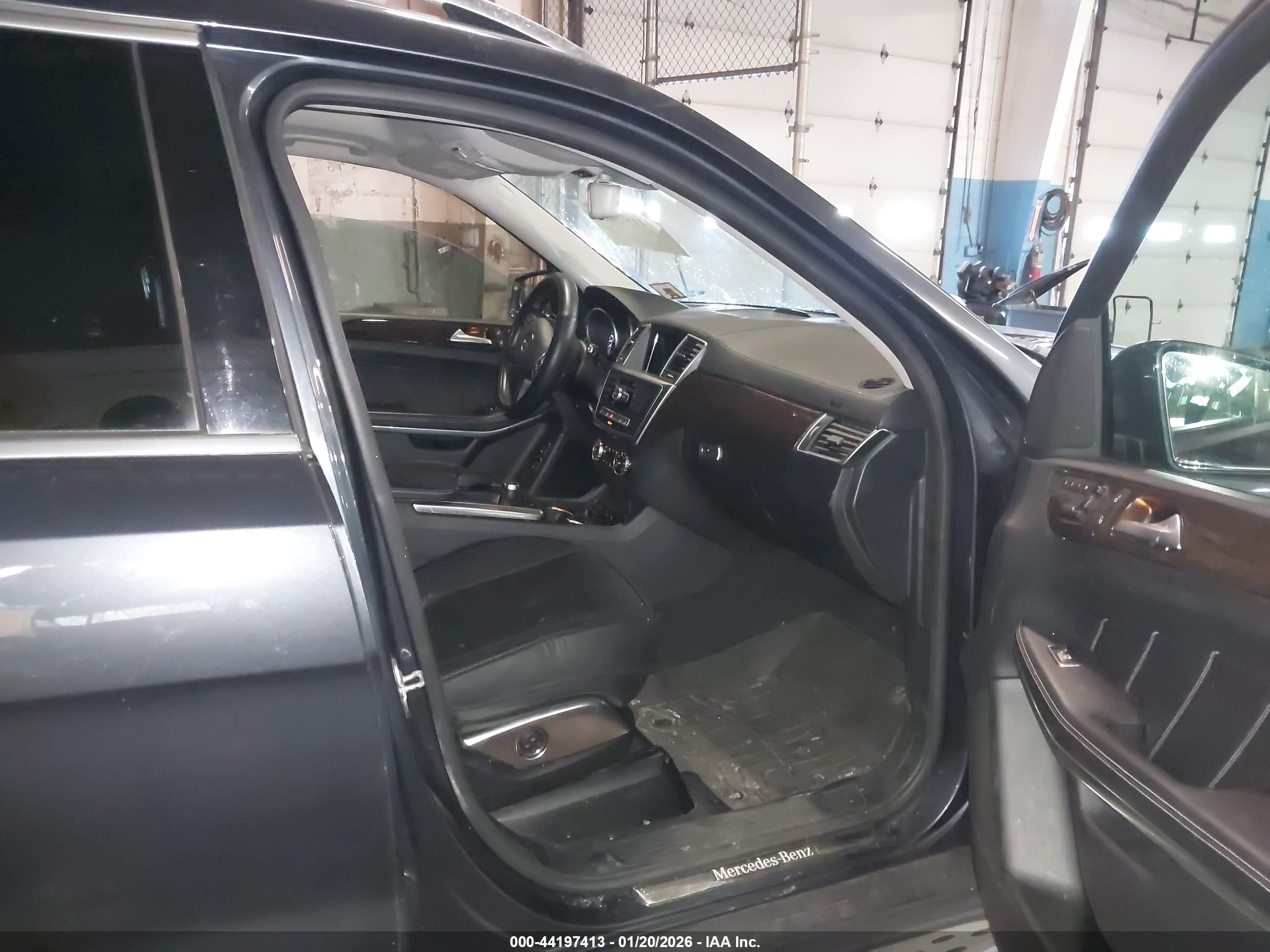MERCEDES-BENZ GL image 5