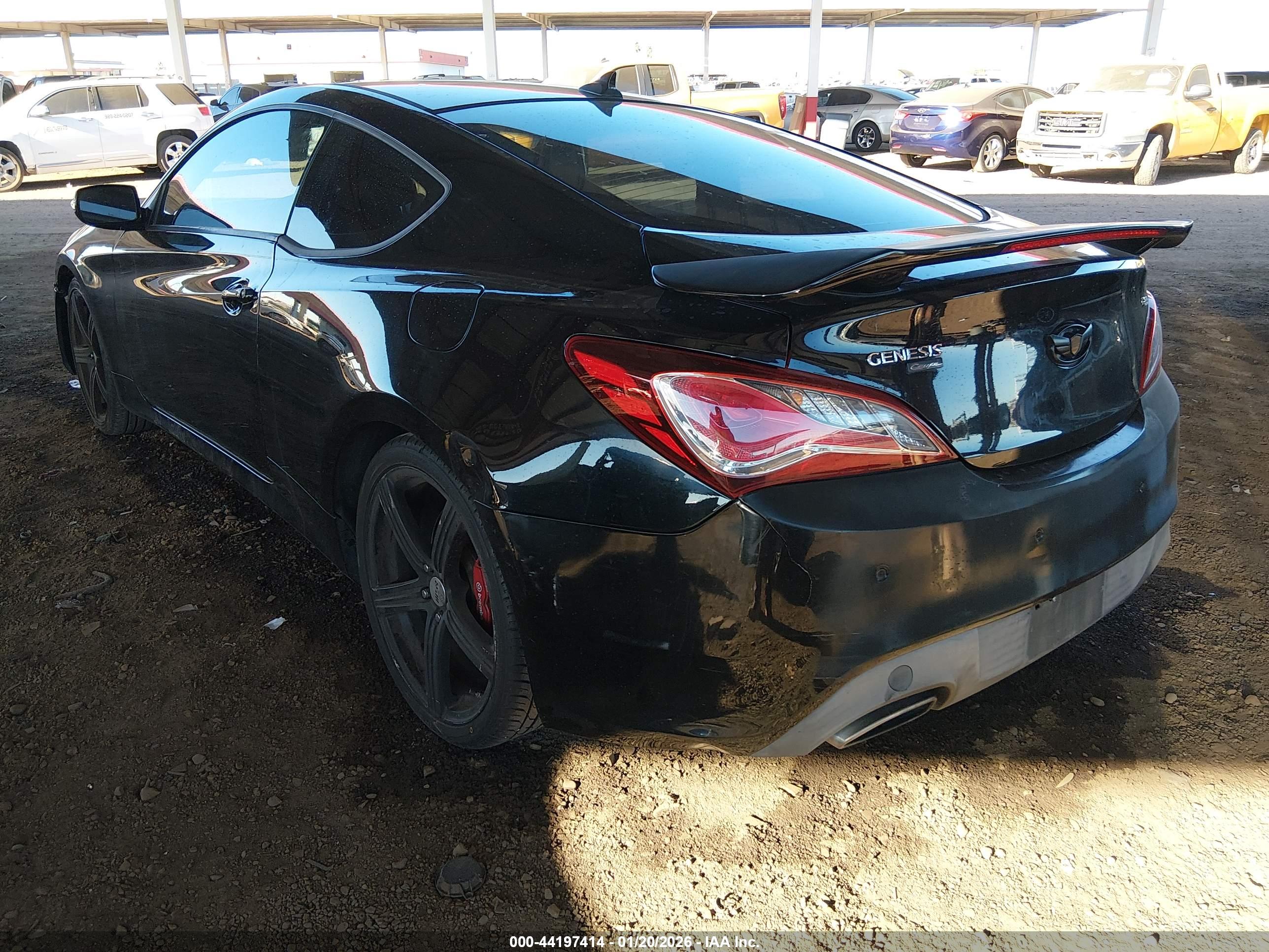 HYUNDAI GENESIS image 3