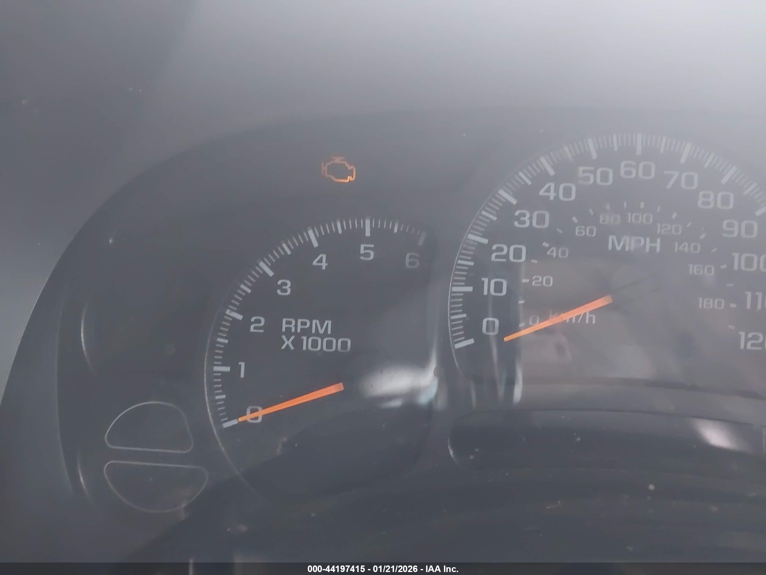 GMC SIERRA image 6