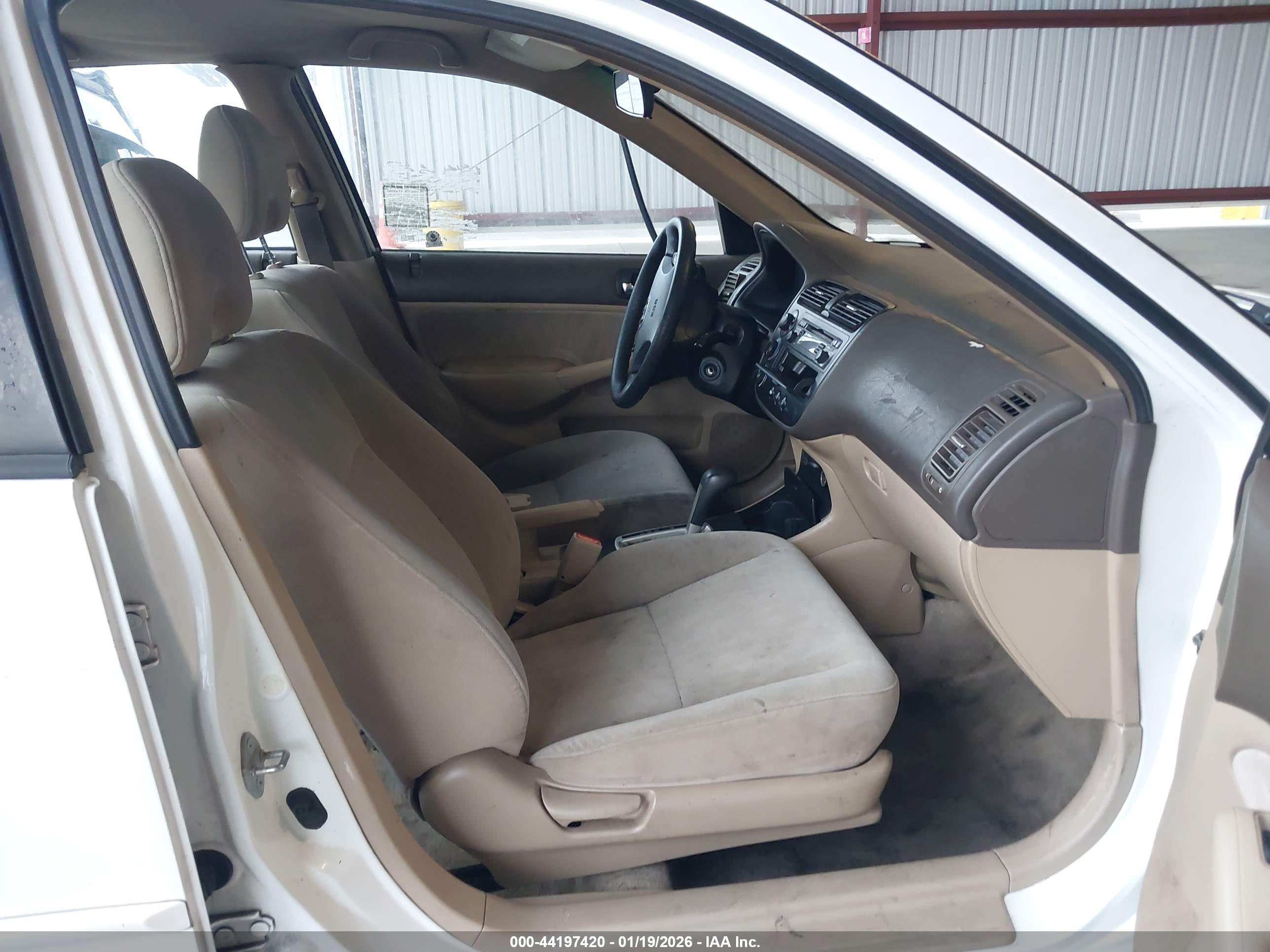 HONDA CIVIC image 5