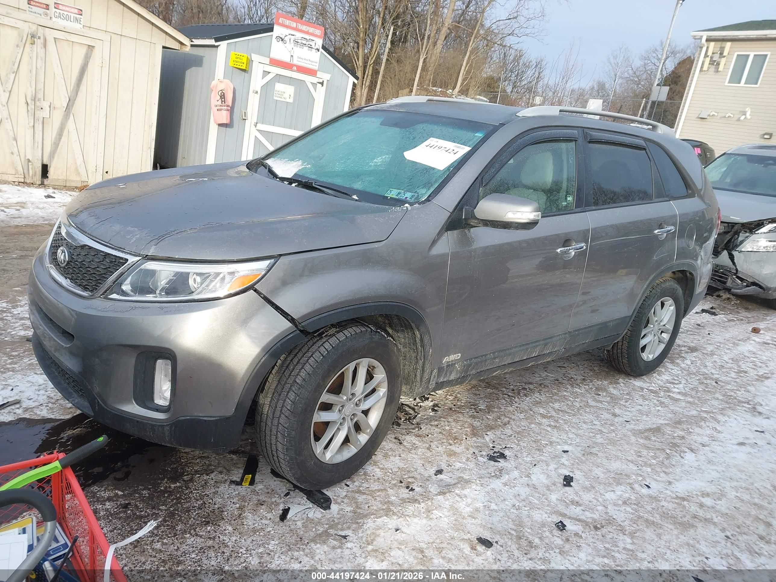 KIA SORENTO image 2
