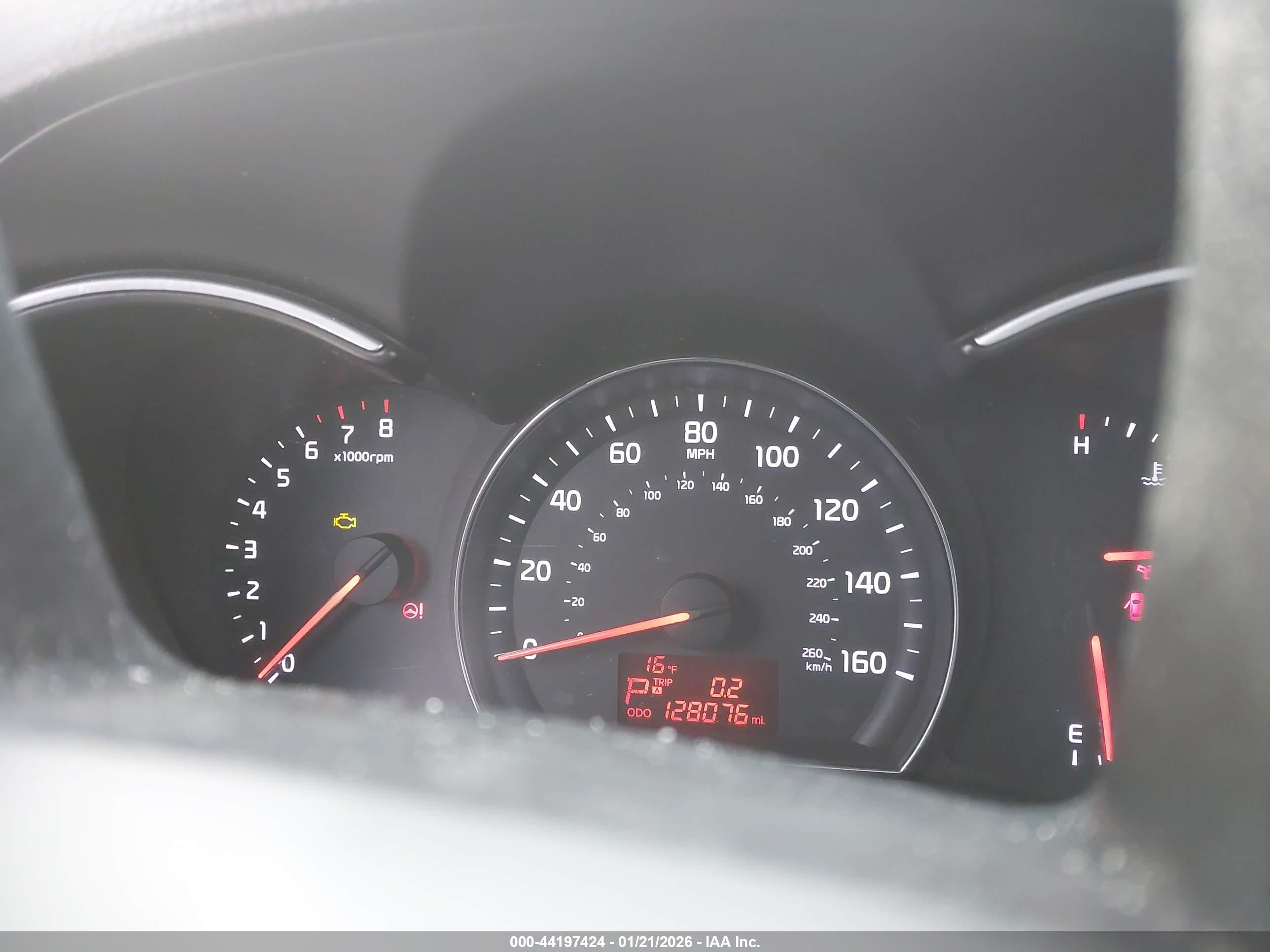KIA SORENTO image 7