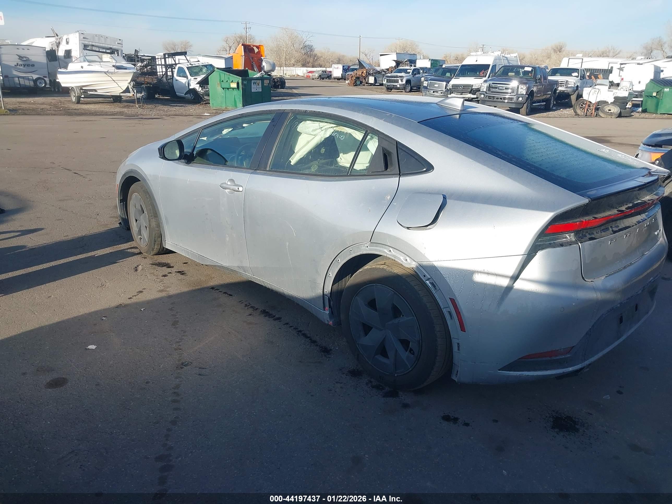 TOYOTA PRIUS image 3